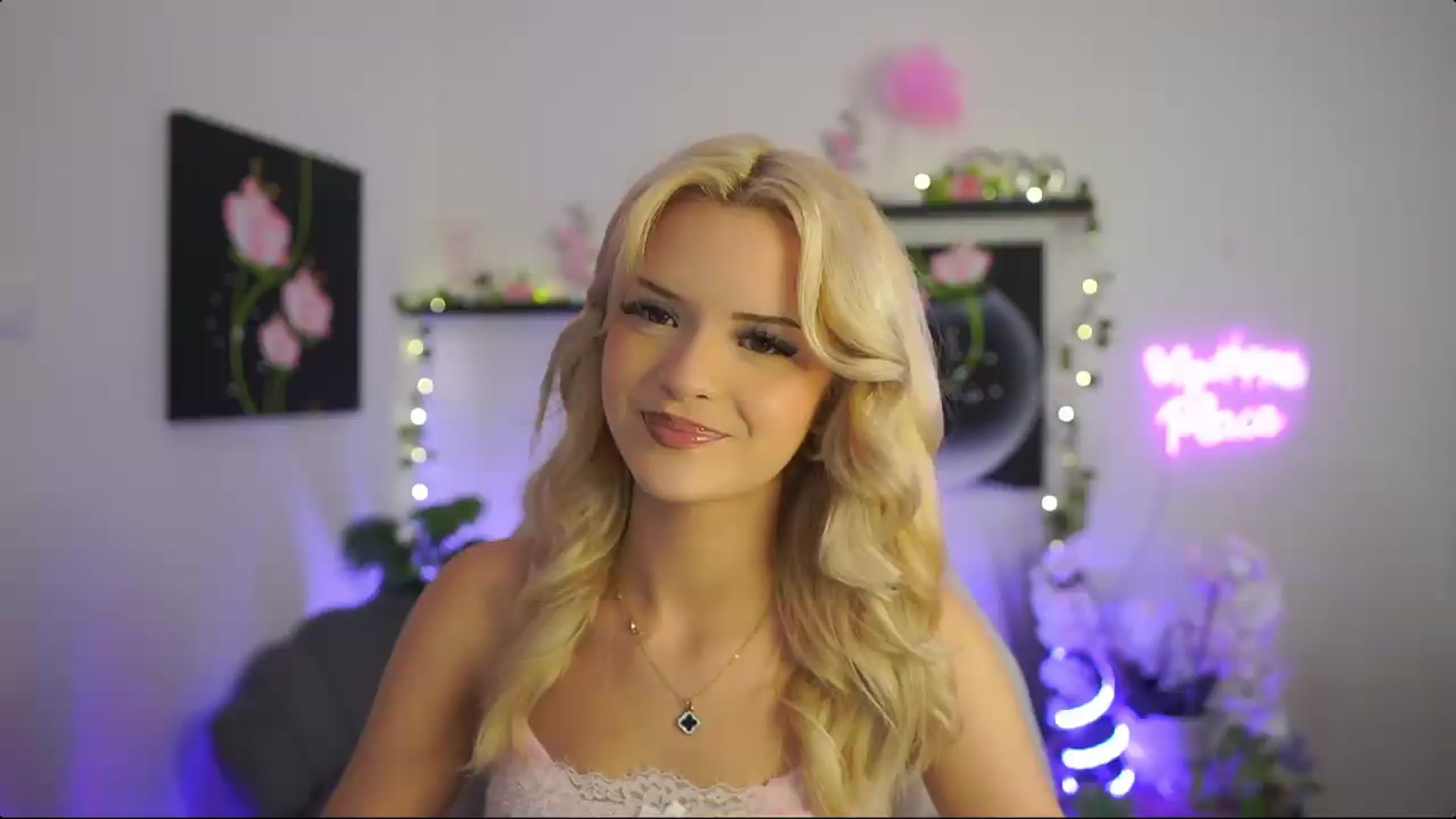 Gallery image thumbnail from Barbie_Bree's myfreecams stream on, 08/30/2026, 13:59 image 16 of 20