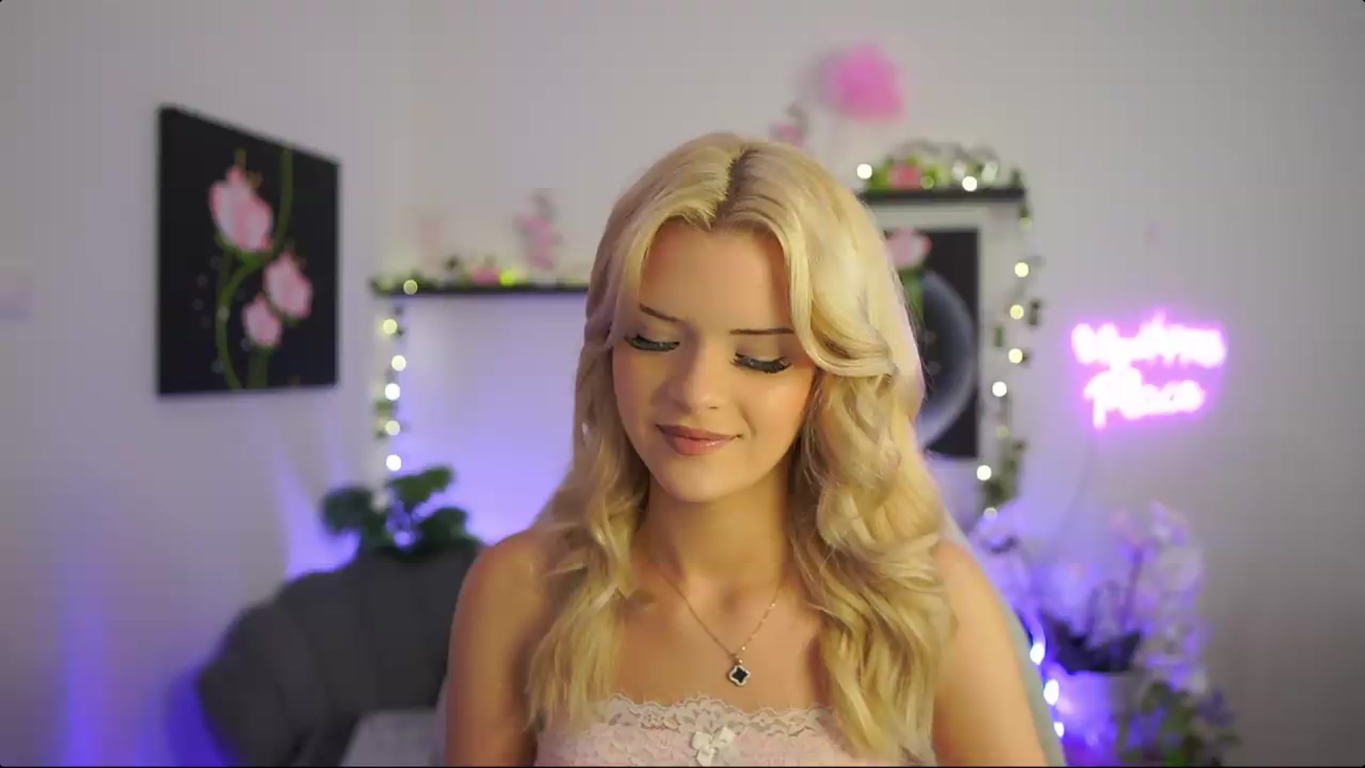 Gallery image thumbnail from Barbie_Bree's myfreecams stream on, 08/30/2026, 15:19 image 17 of 20