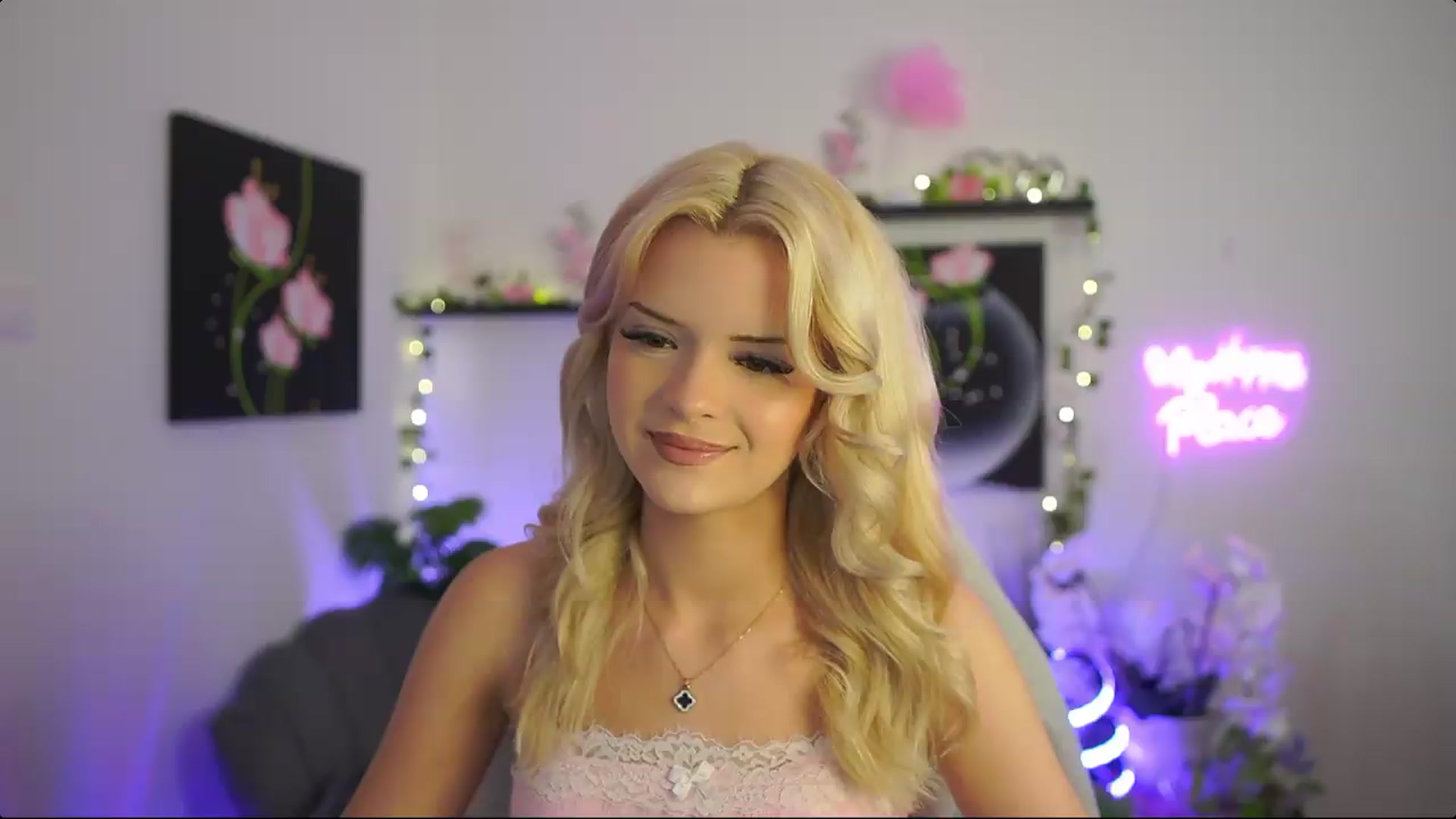 Gallery image thumbnail from Barbie_Bree's myfreecams stream on, 08/30/2026, 15:19 image 1 of 20