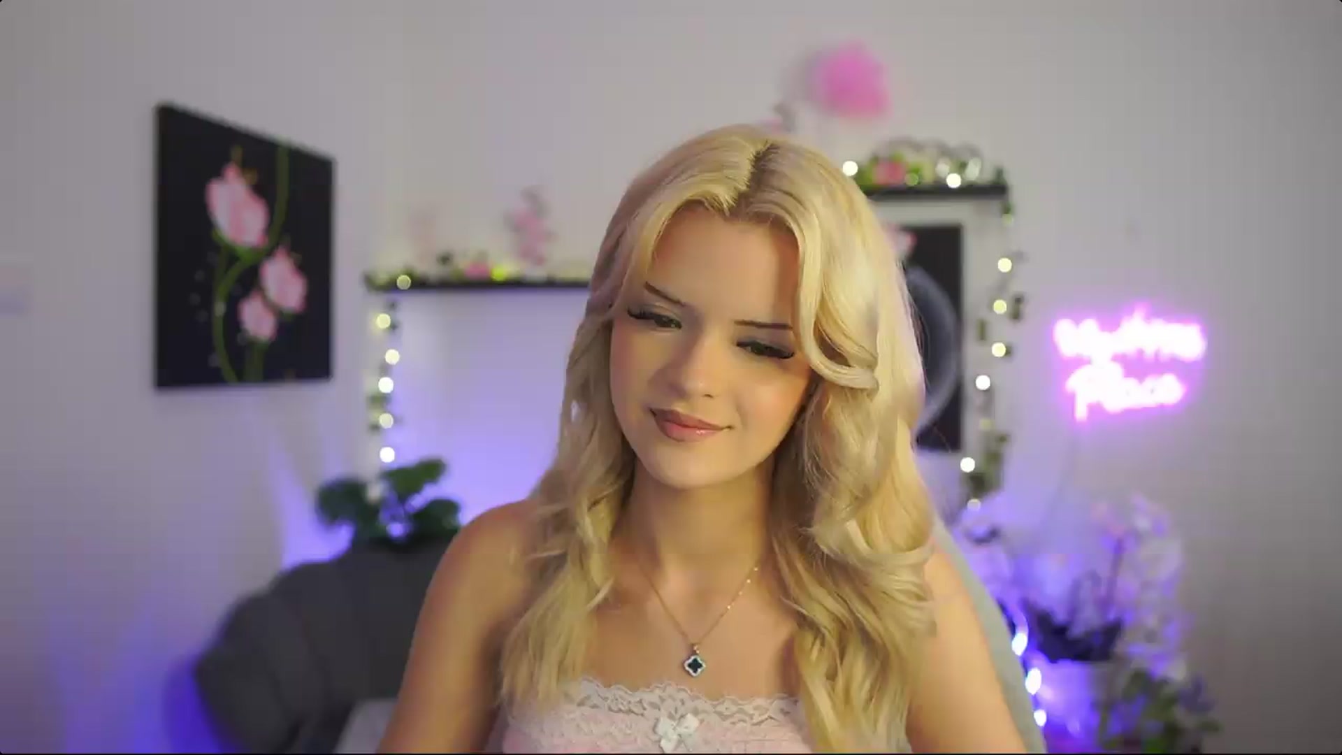 Gallery image thumbnail from Barbie_Bree's myfreecams stream on, 08/30/2026, 15:19 image 14 of 20