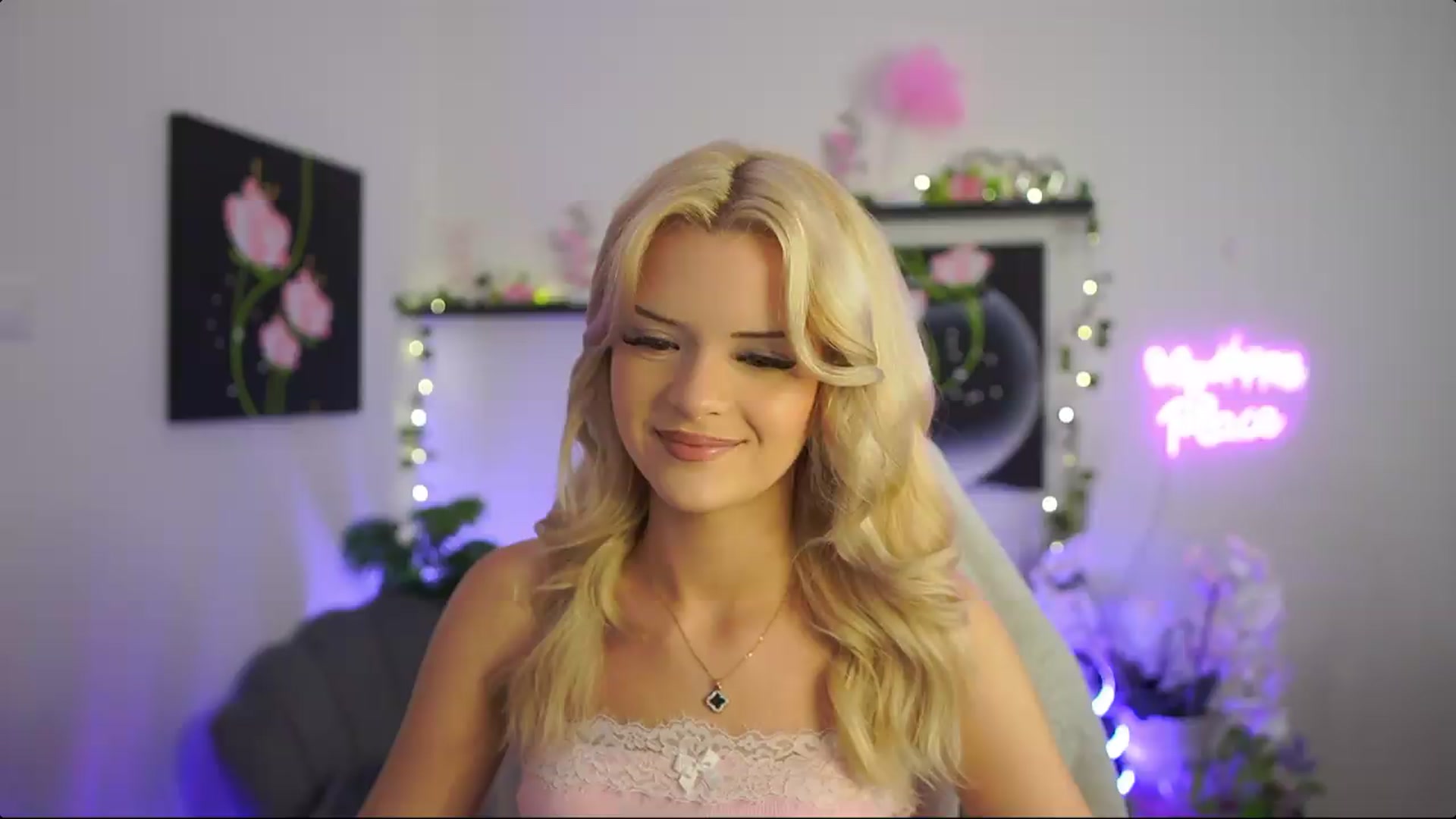 Gallery image thumbnail from Barbie_Bree's myfreecams stream on, 08/30/2026, 15:19 image 11 of 20