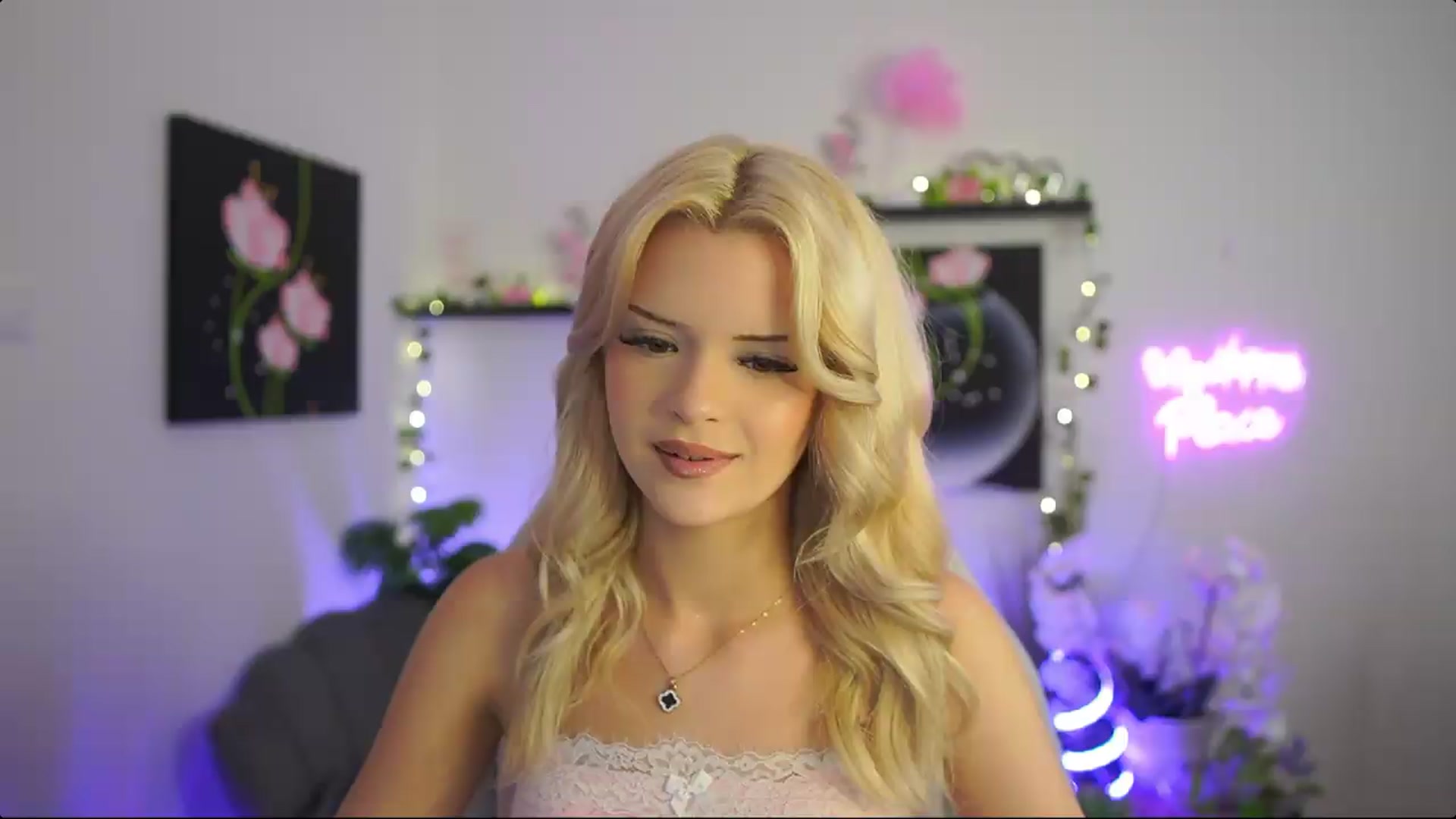 Gallery image thumbnail from Barbie_Bree's myfreecams stream on, 08/30/2026, 16:48 image 5 of 20