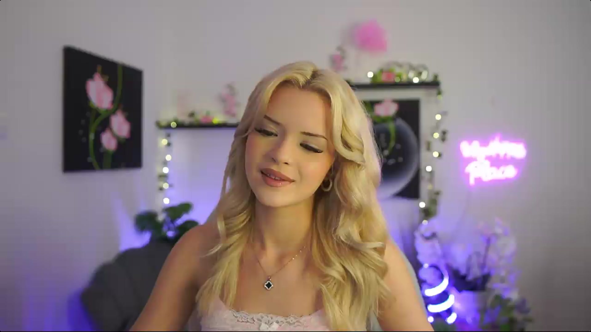 Gallery image thumbnail from Barbie_Bree's myfreecams stream on, 08/30/2026, 17:17 image 6 of 20