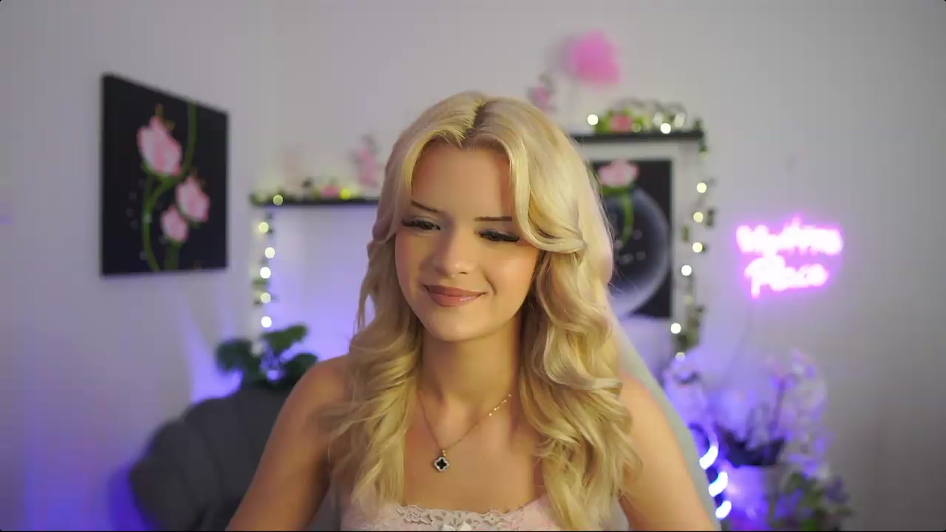 Gallery image thumbnail from Barbie_Bree's myfreecams stream on, 08/30/2026, 17:17 image 3 of 20