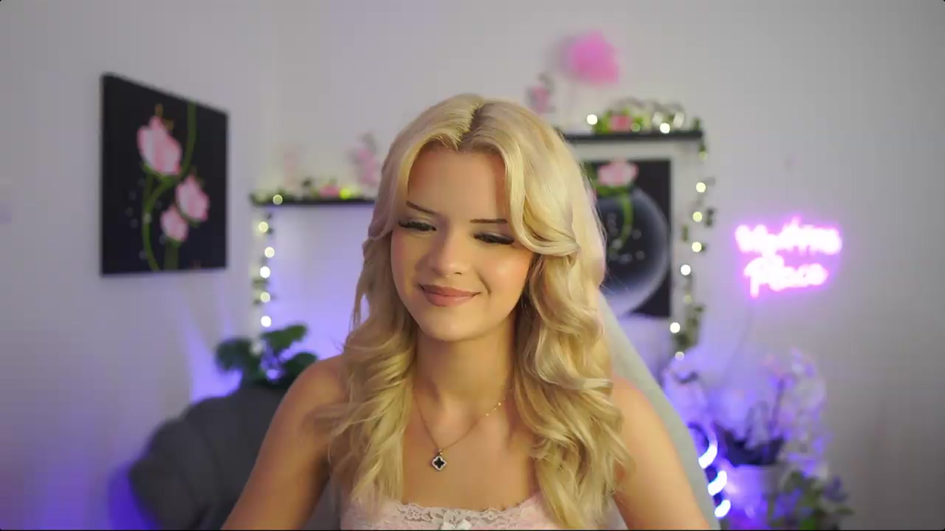 Gallery image thumbnail from Barbie_Bree's myfreecams stream on, 08/30/2026, 17:17 image 2 of 20