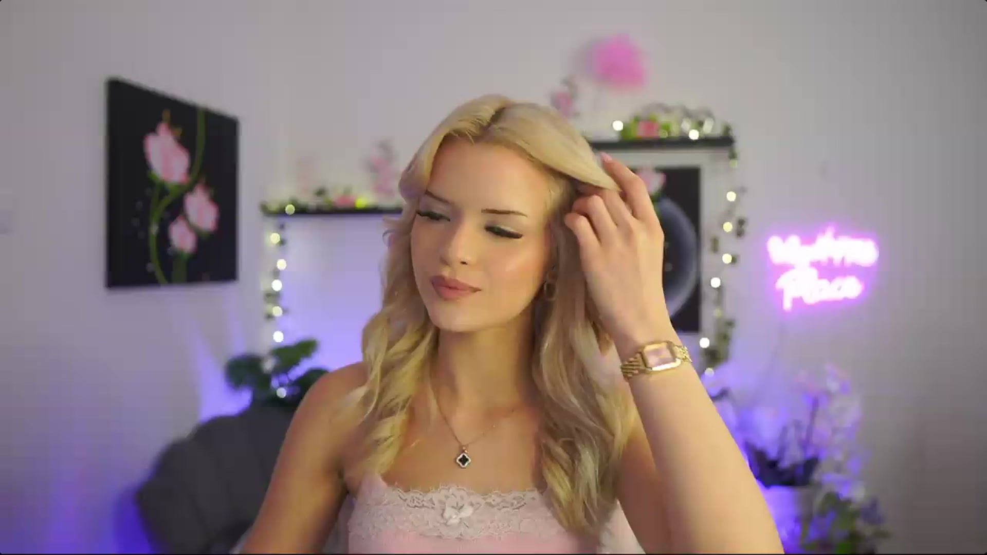 Gallery image thumbnail from Barbie_Bree's myfreecams stream on, 08/30/2026, 20:16 image 18 of 20