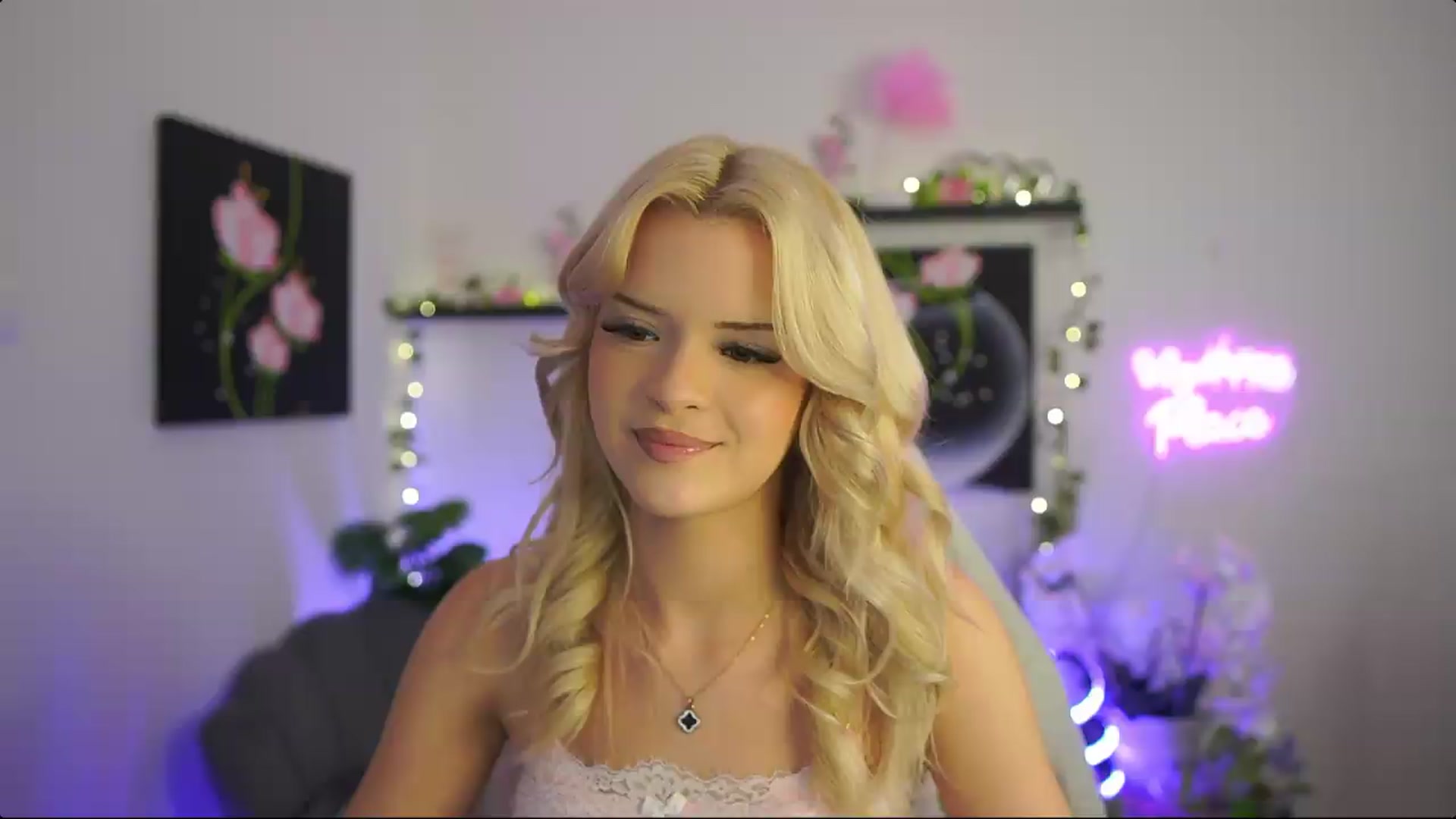Gallery image thumbnail from Barbie_Bree's myfreecams stream on, 08/30/2026, 20:16 image 5 of 20