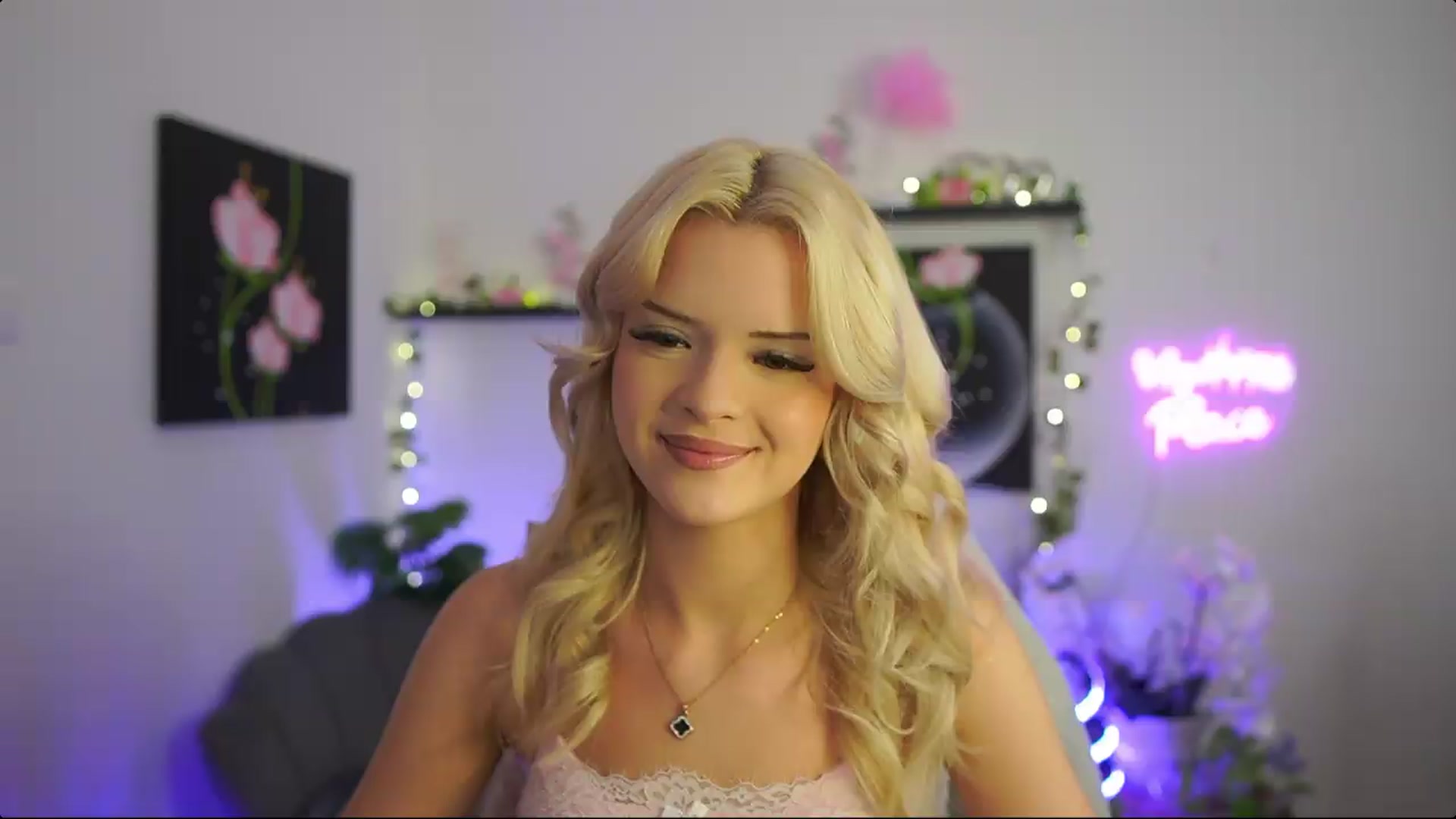 Gallery image thumbnail from Barbie_Bree's myfreecams stream on, 08/30/2026, 20:16 image 2 of 20