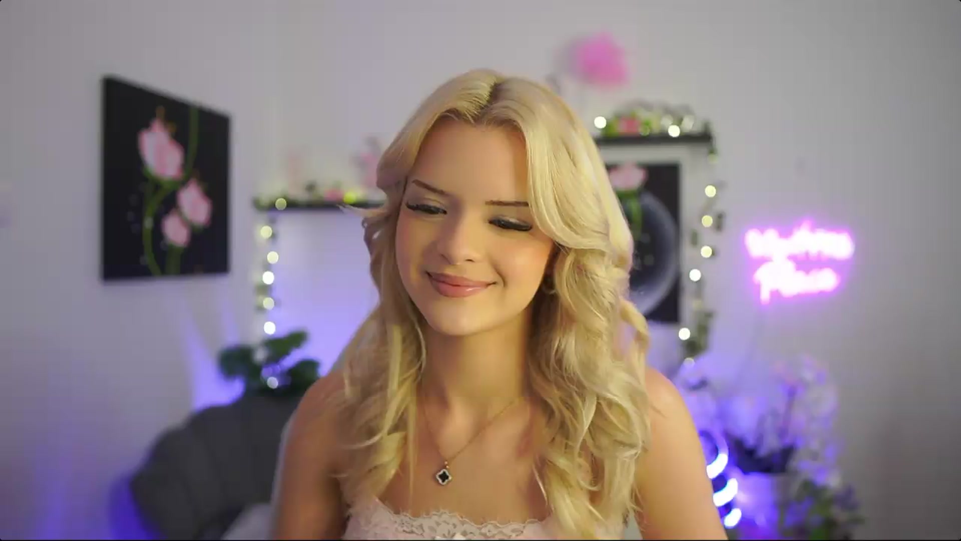 Gallery image thumbnail from Barbie_Bree's myfreecams stream on, 08/30/2026, 20:16 image 8 of 20