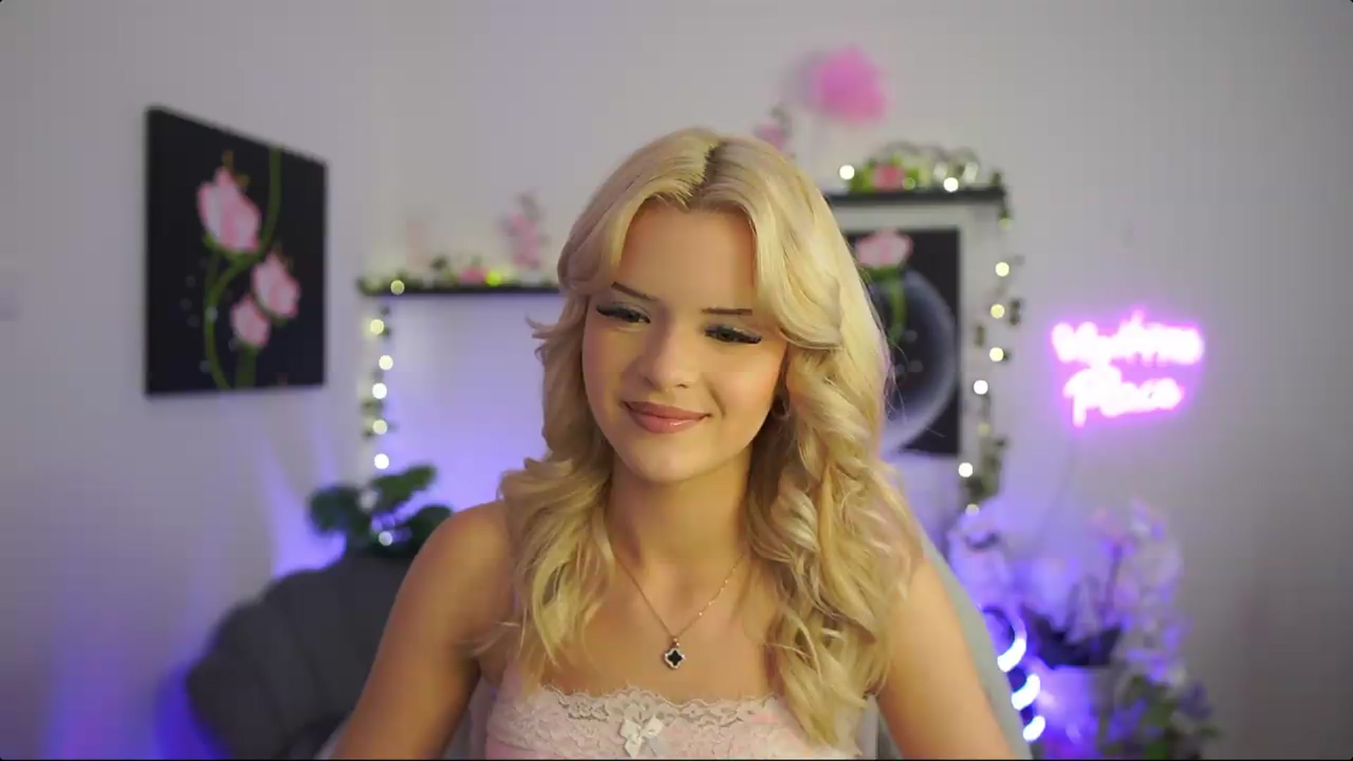 Gallery image thumbnail from Barbie_Bree's myfreecams stream on, 08/30/2026, 21:23 image 5 of 20