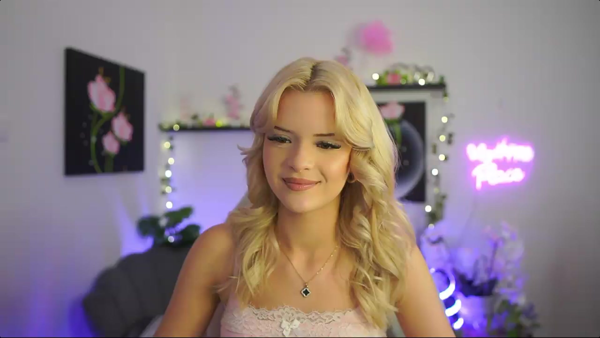 Gallery image thumbnail from Barbie_Bree's myfreecams stream on, 08/30/2026, 21:23 image 7 of 20