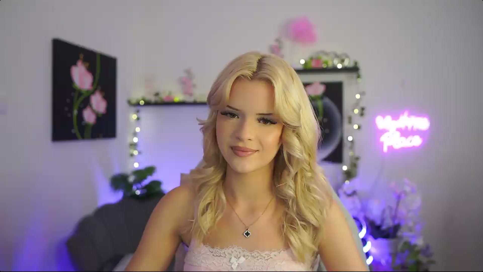 Gallery image thumbnail from Barbie_Bree's myfreecams stream on, 08/30/2026, 21:23 image 19 of 20