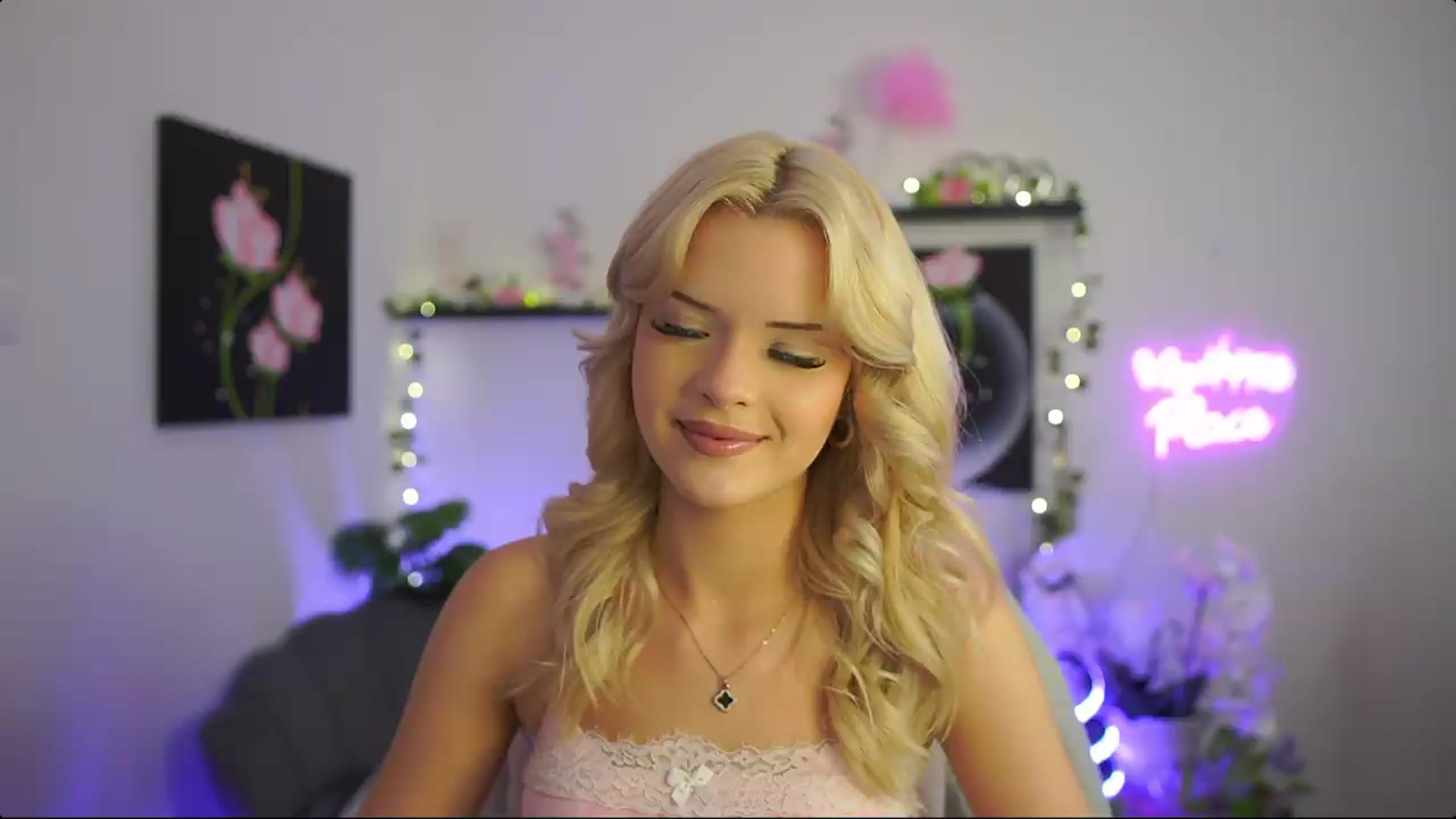 Gallery image thumbnail from Barbie_Bree's myfreecams stream on, 08/30/2026, 21:23 image 3 of 20