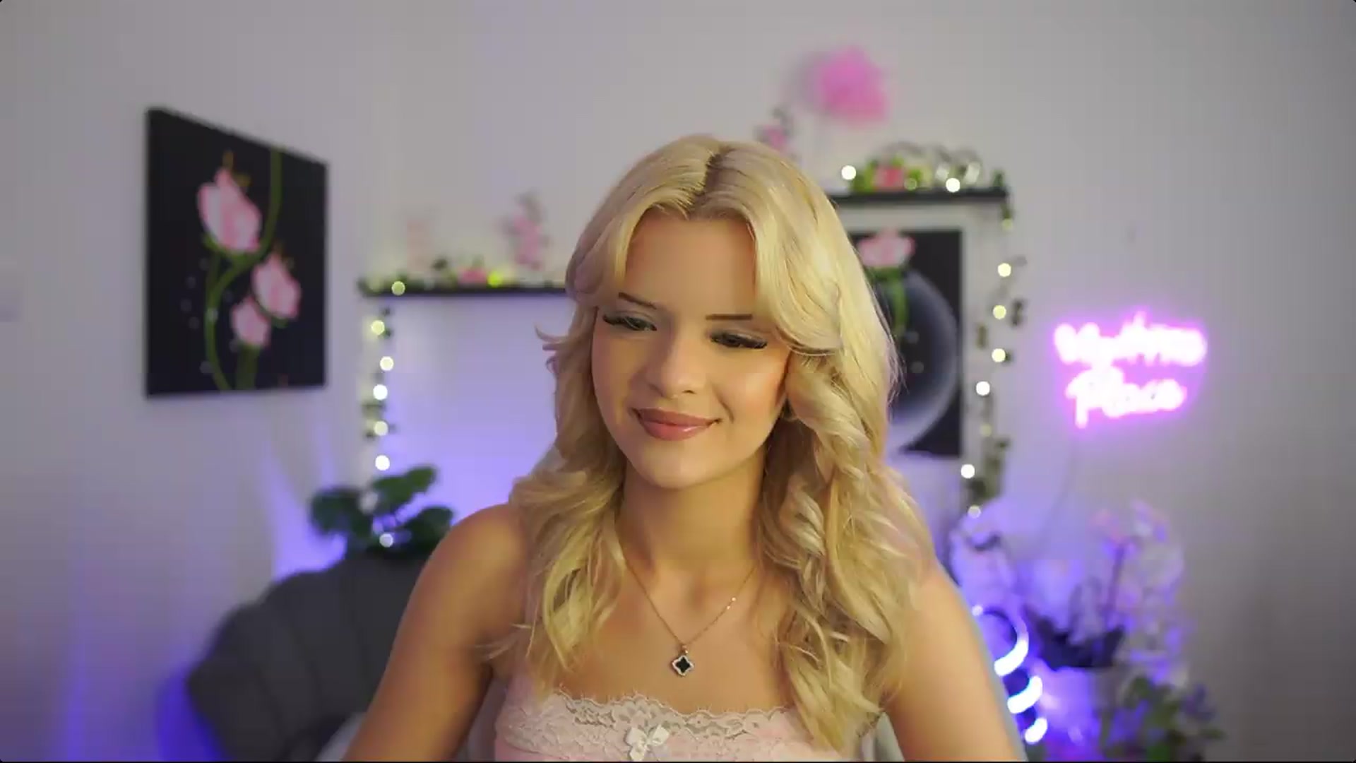 Gallery image thumbnail from Barbie_Bree's myfreecams stream on, 08/30/2026, 21:23 image 8 of 20