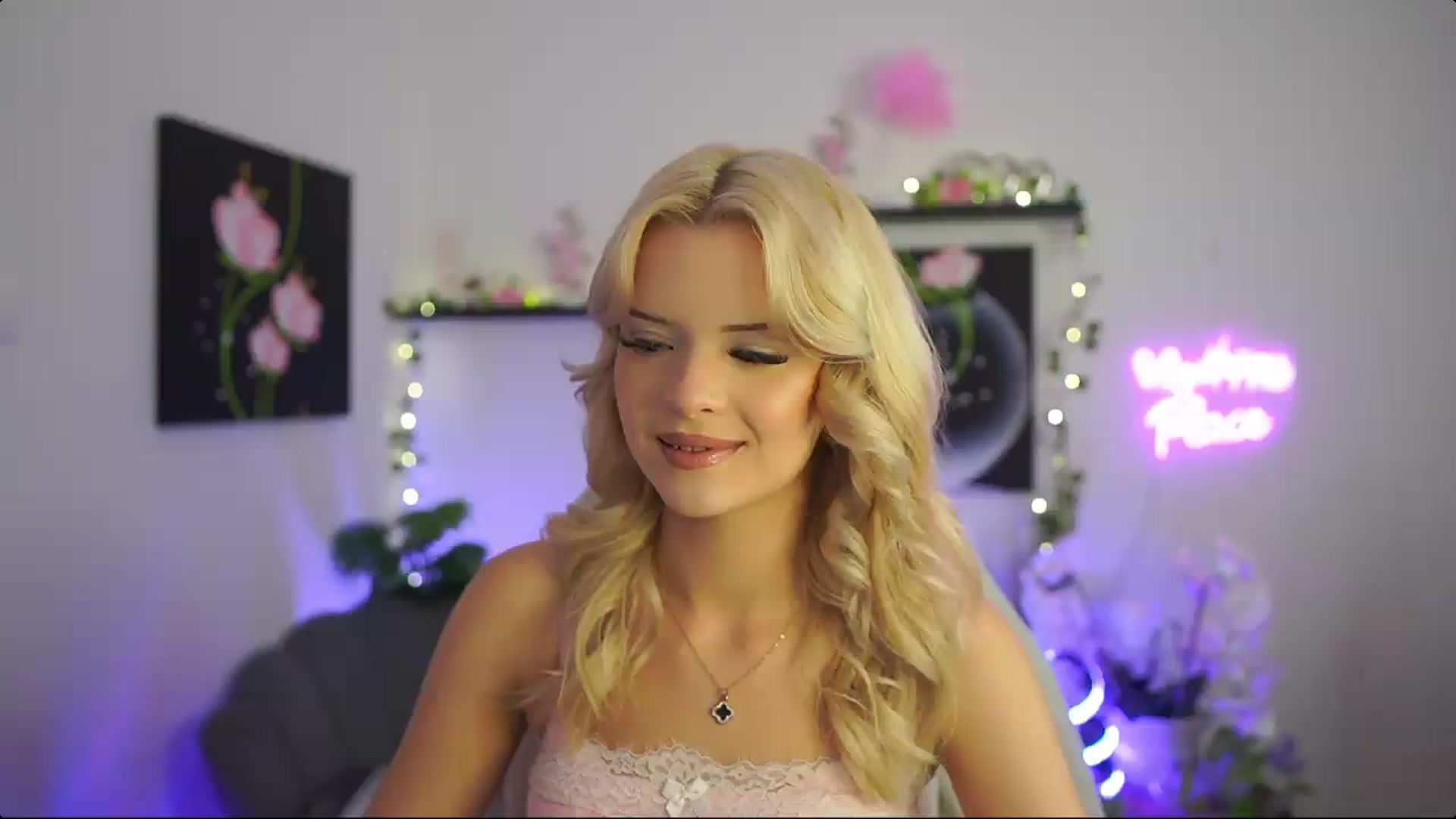 Gallery image thumbnail from Barbie_Bree's myfreecams stream on, 08/30/2026, 21:23 image 9 of 20