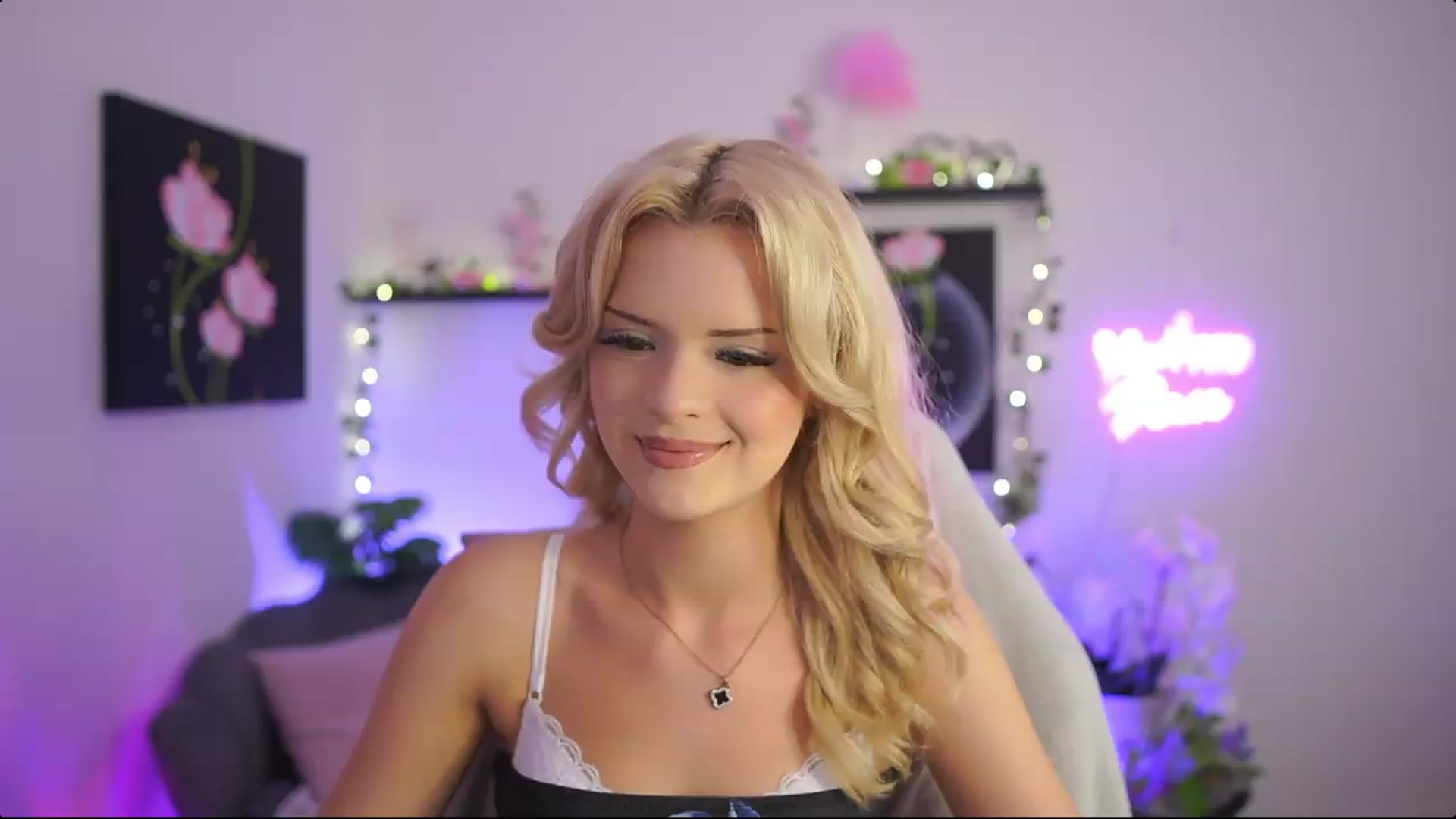 Gallery image thumbnail from Barbie_Bree's myfreecams stream on, 09/02/2026, 18:22 image 3 of 20