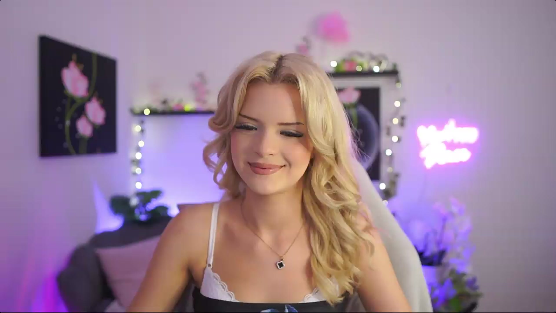Gallery image thumbnail from Barbie_Bree's myfreecams stream on, 09/02/2026, 18:22 image 4 of 20