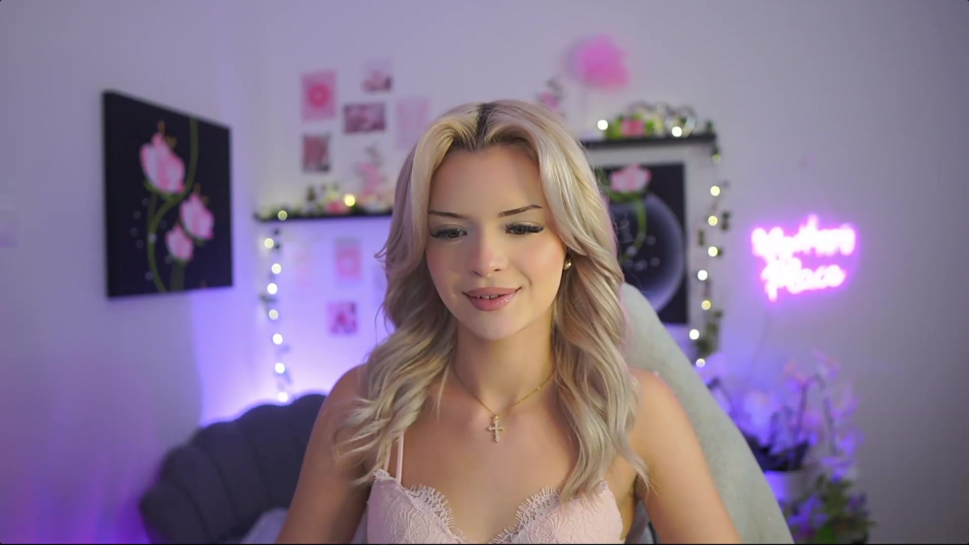Gallery image thumbnail from Barbie_Bree's myfreecams stream on, 09/12/2026, 19:51 image 14 of 20