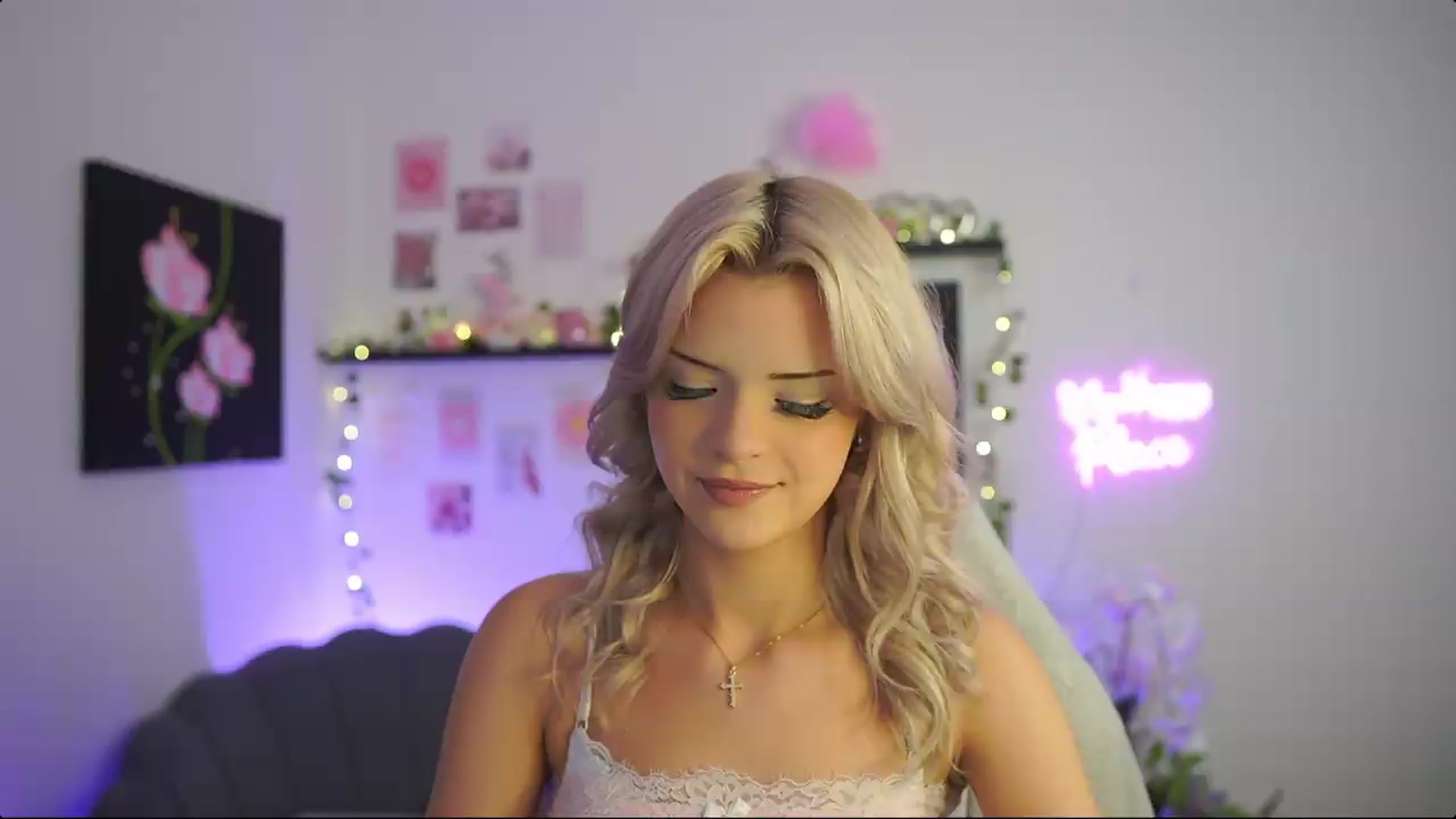 Gallery image thumbnail from Barbie_Bree's myfreecams stream on, 09/13/2026, 17:57 image 7 of 20