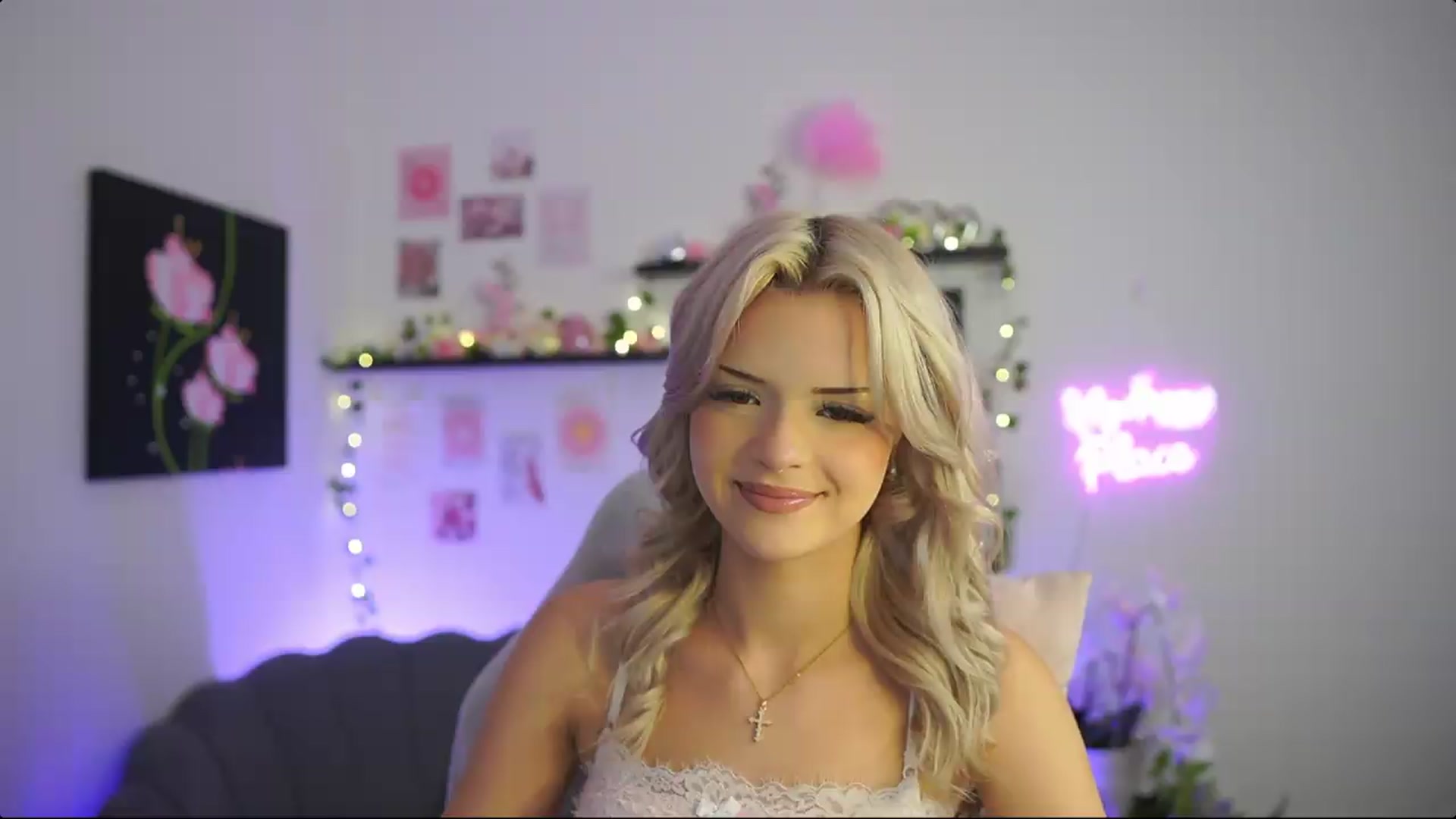 Gallery image thumbnail from Barbie_Bree's myfreecams stream on, 09/13/2026, 19:30 image 6 of 20