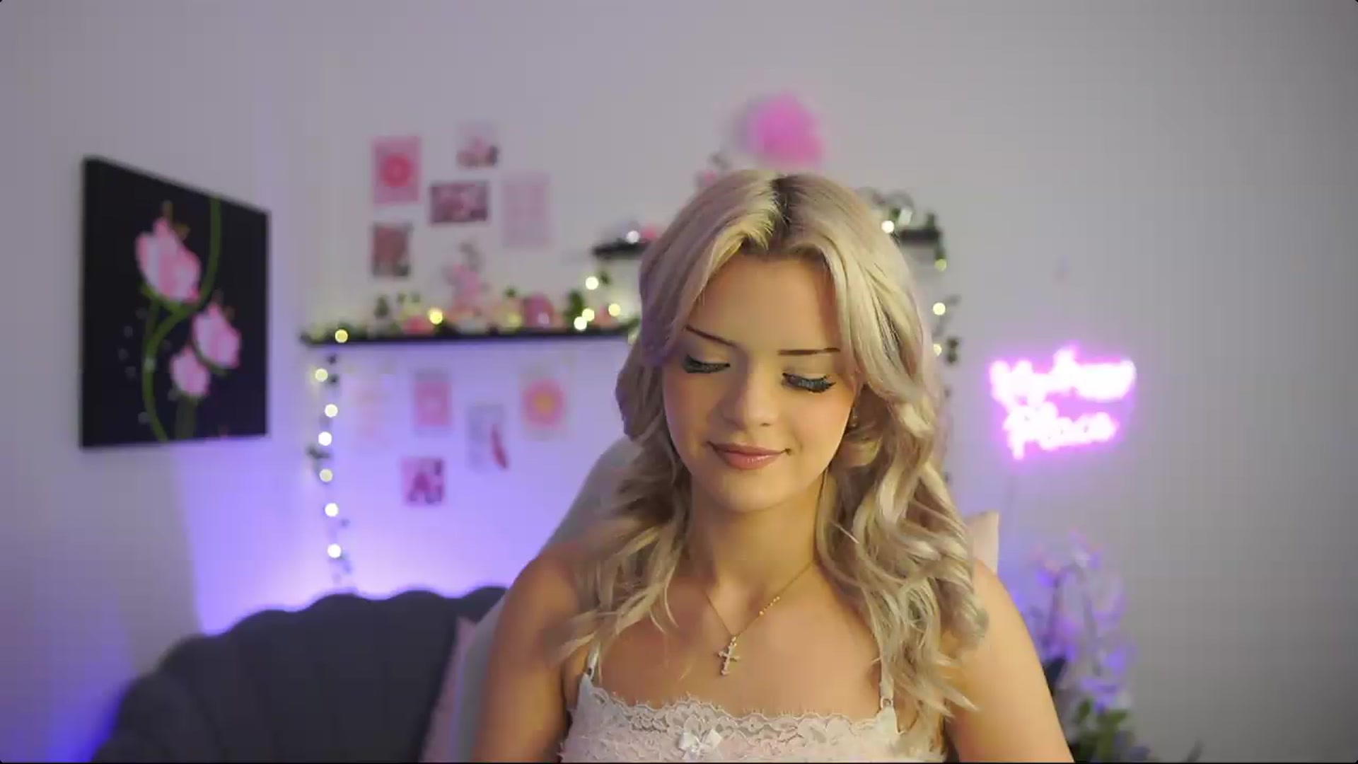 Gallery image thumbnail from Barbie_Bree's myfreecams stream on, 09/13/2026, 19:30 image 18 of 20
