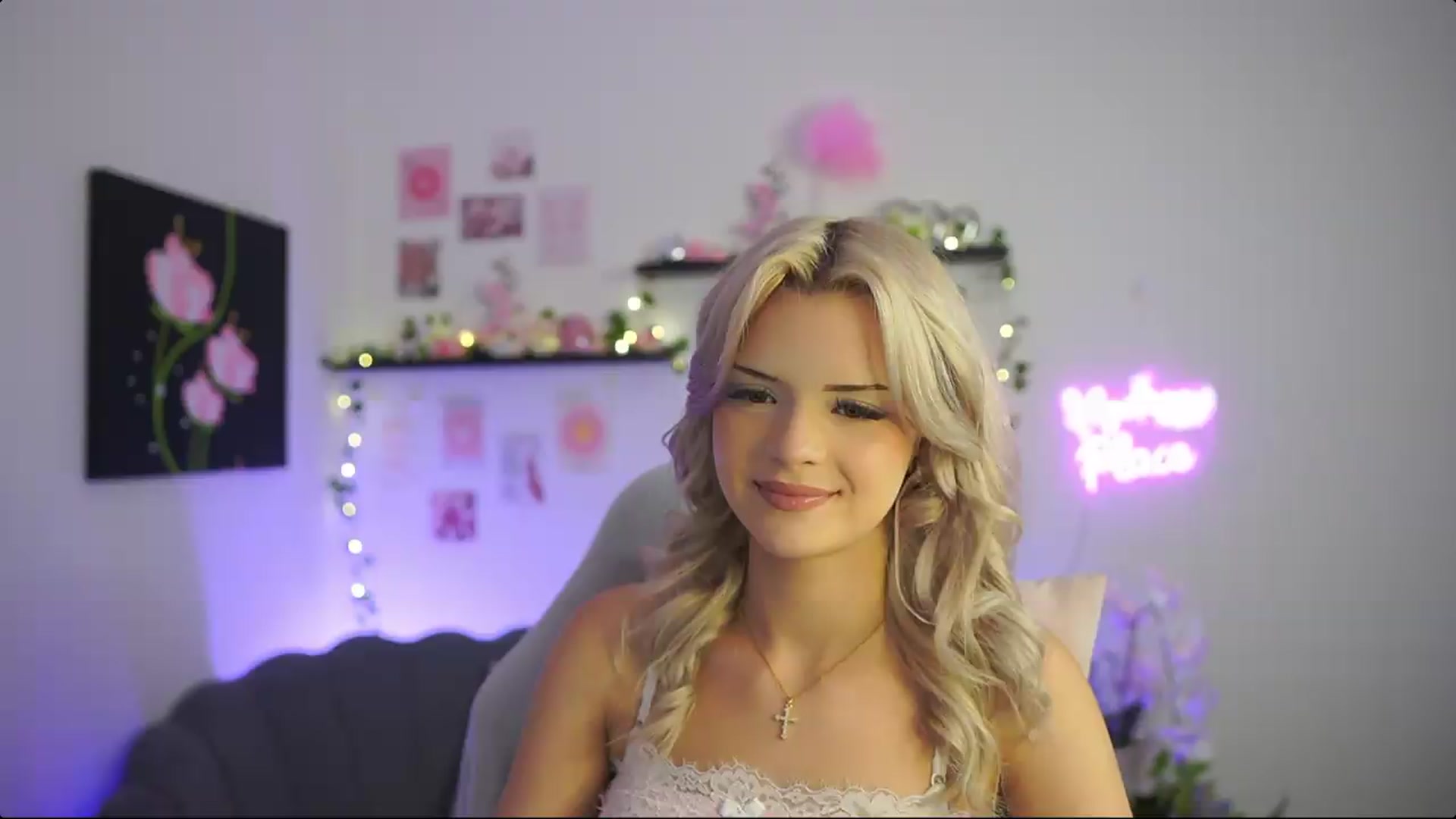 Gallery image thumbnail from Barbie_Bree's myfreecams stream on, 09/13/2026, 19:30 image 13 of 20