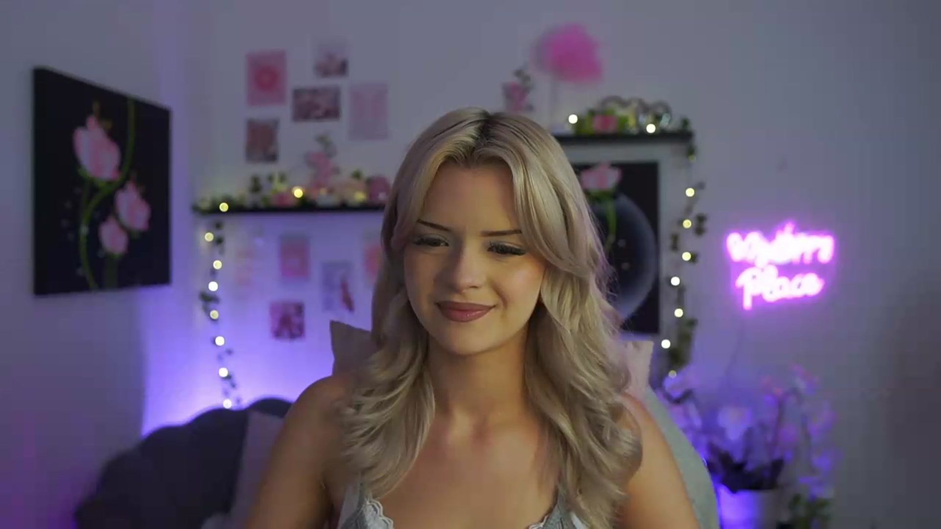 Gallery image thumbnail from Barbie_Bree's myfreecams stream on, 09/15/2026, 15:06 image 18 of 20