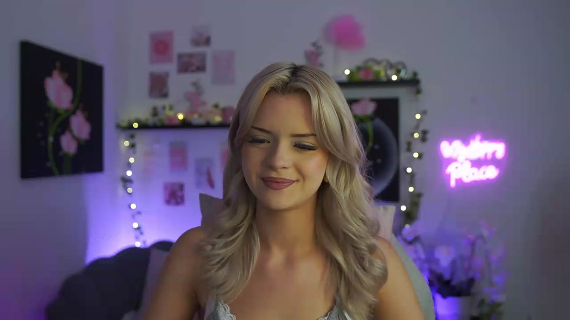 Gallery image thumbnail from Barbie_Bree's myfreecams stream on, 09/15/2026, 15:06 image 17 of 20