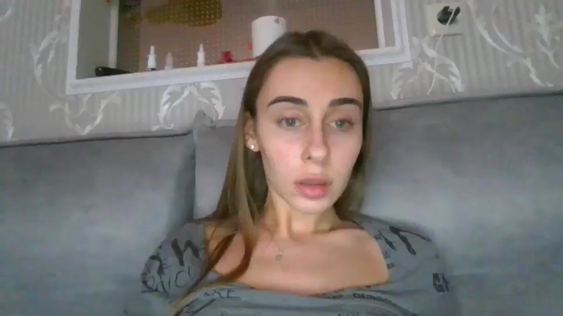 Gallery image thumbnail from Barbie_Giirl_'s myfreecams stream on, 01/05/2025, 12:54 image 14 of 20