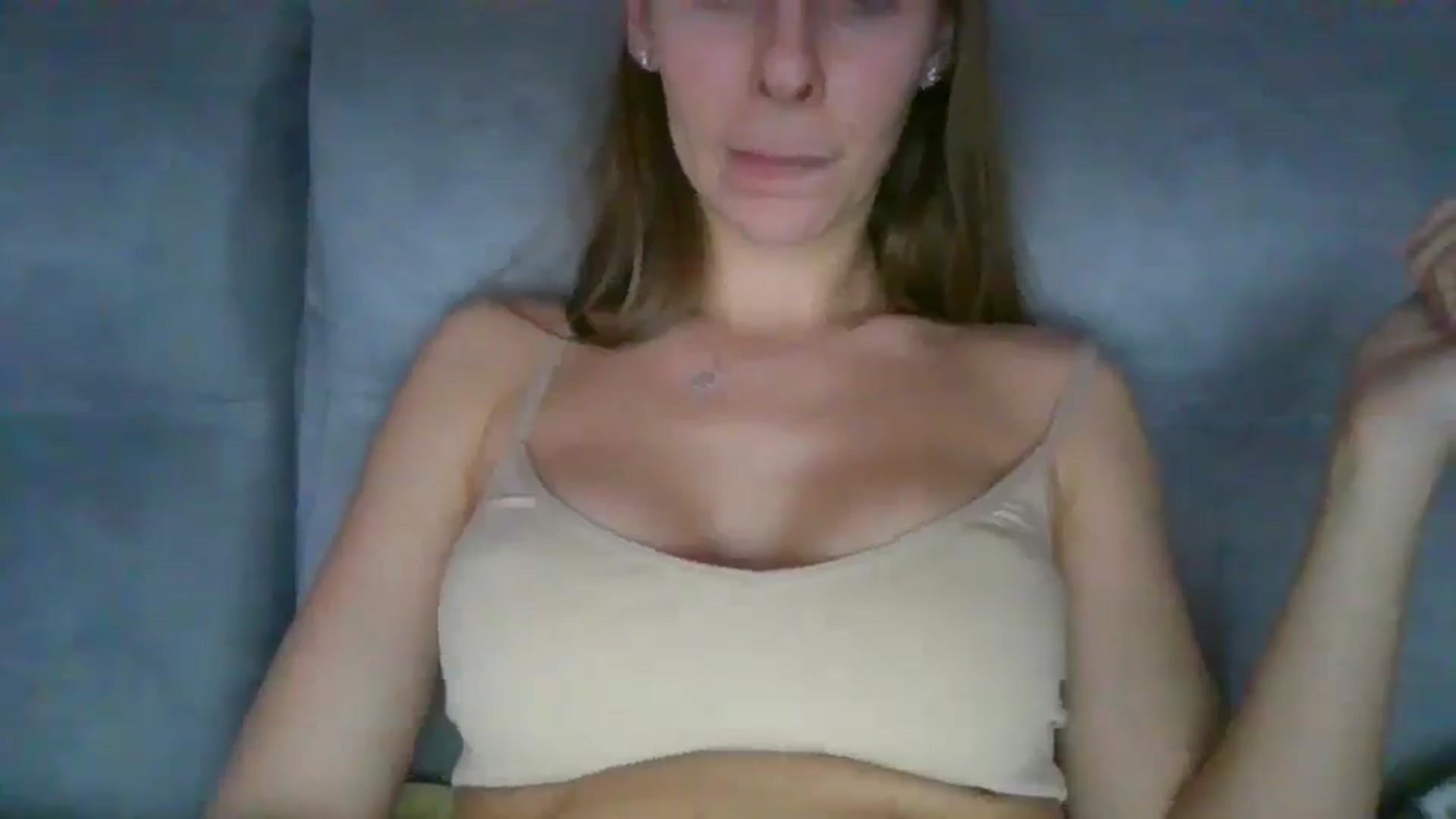 Gallery image thumbnail from Barbie_Giirl_'s myfreecams stream on, 01/05/2025, 13:23 image 4 of 20