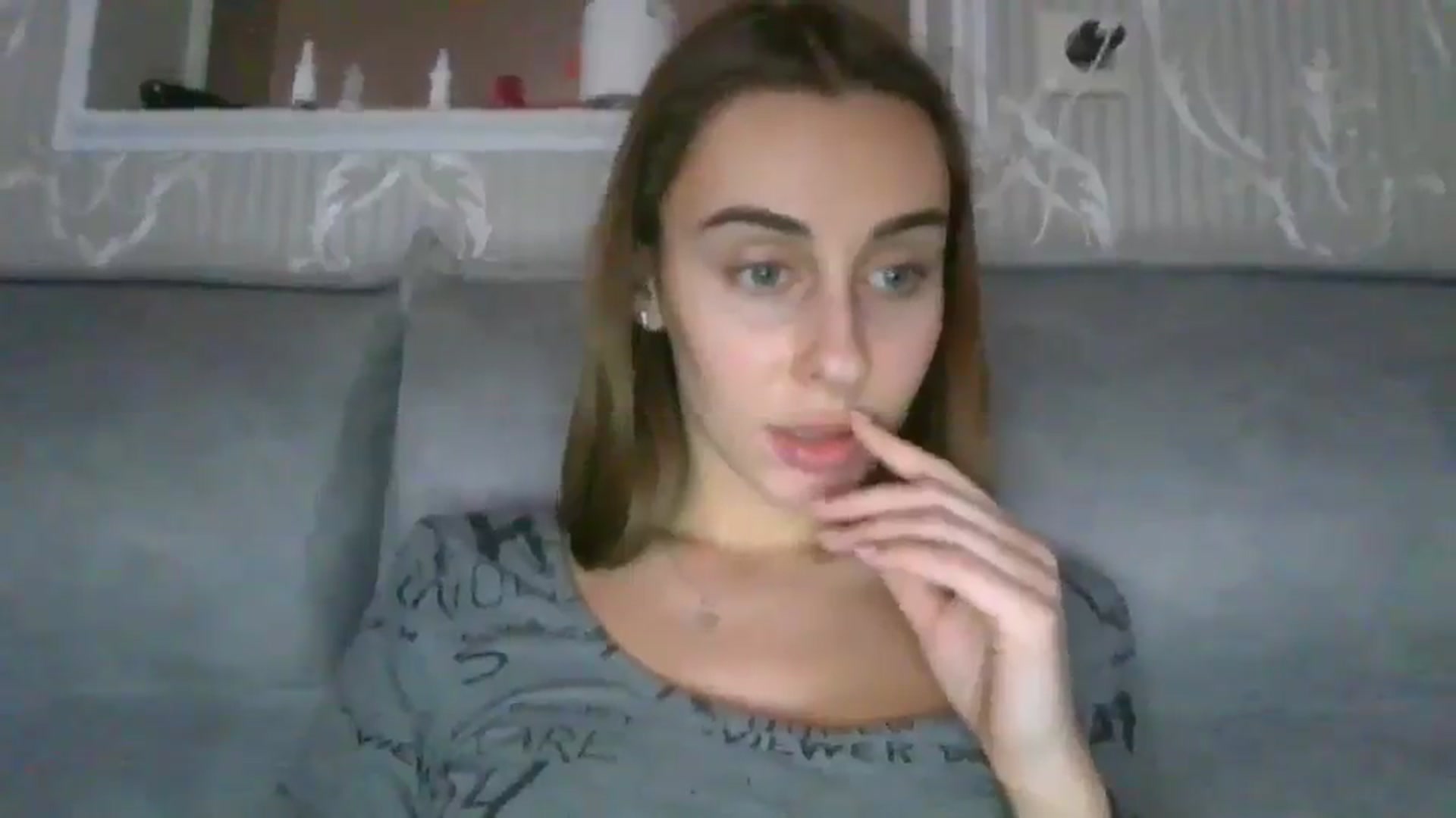 Gallery image thumbnail from Barbie_Giirl_'s myfreecams stream on, 01/05/2025, 13:23 image 15 of 20
