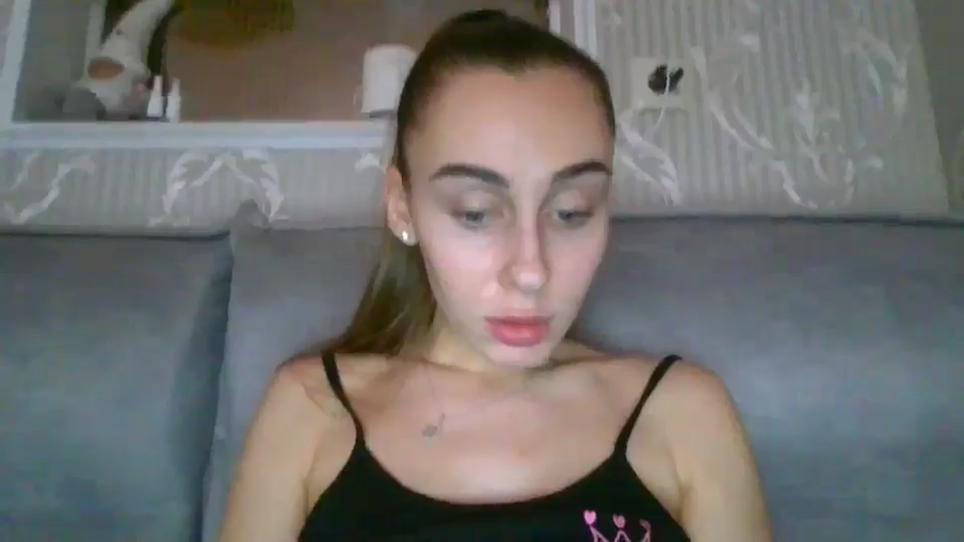 Gallery image thumbnail from Barbie_Giirl_'s myfreecams stream on, 01/24/2025, 12:38 image 7 of 20