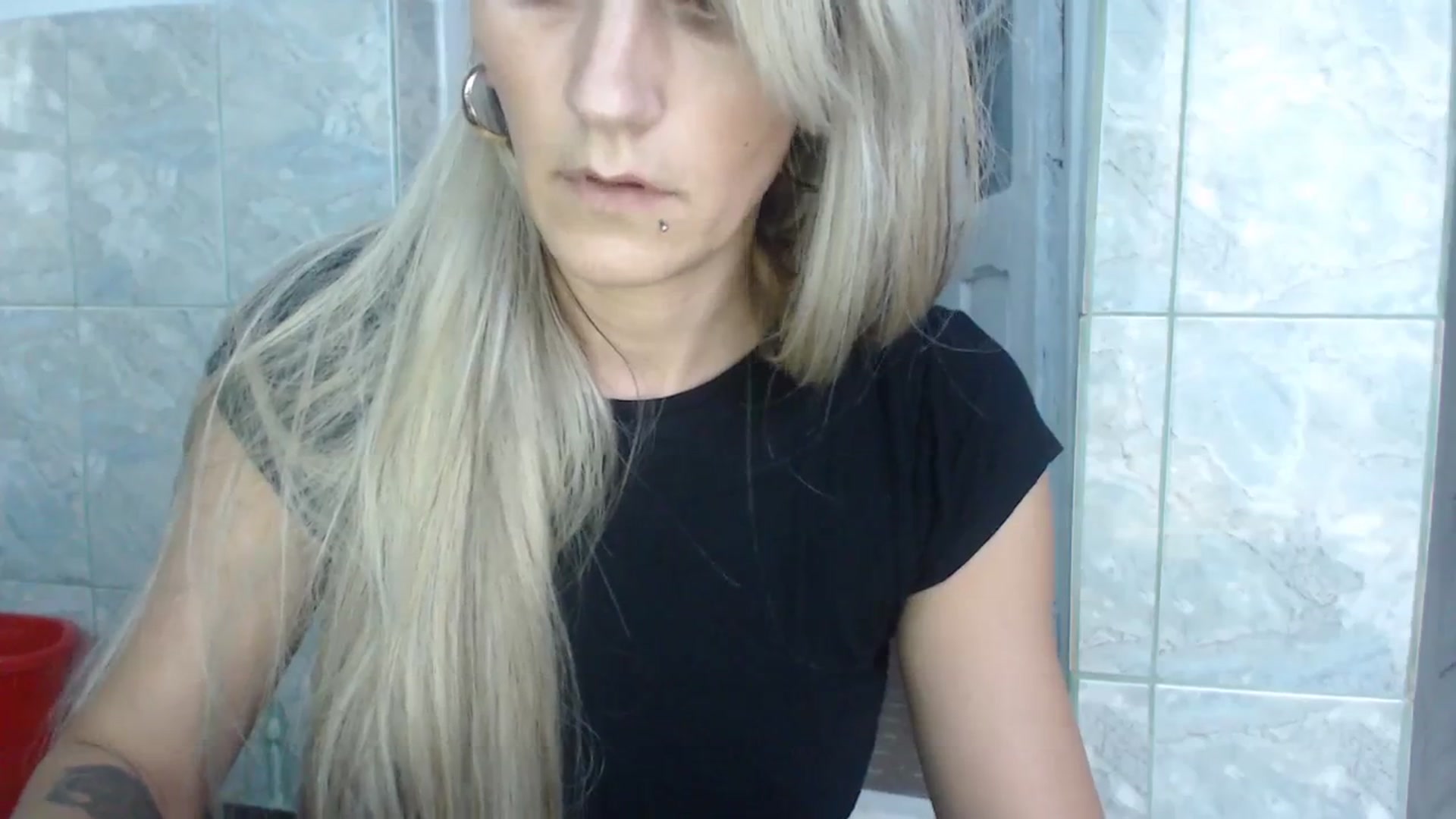 Gallery image thumbnail from Barbie_Girl_'s myfreecams stream on, 09/27/2023, 15:32 image 18 of 20