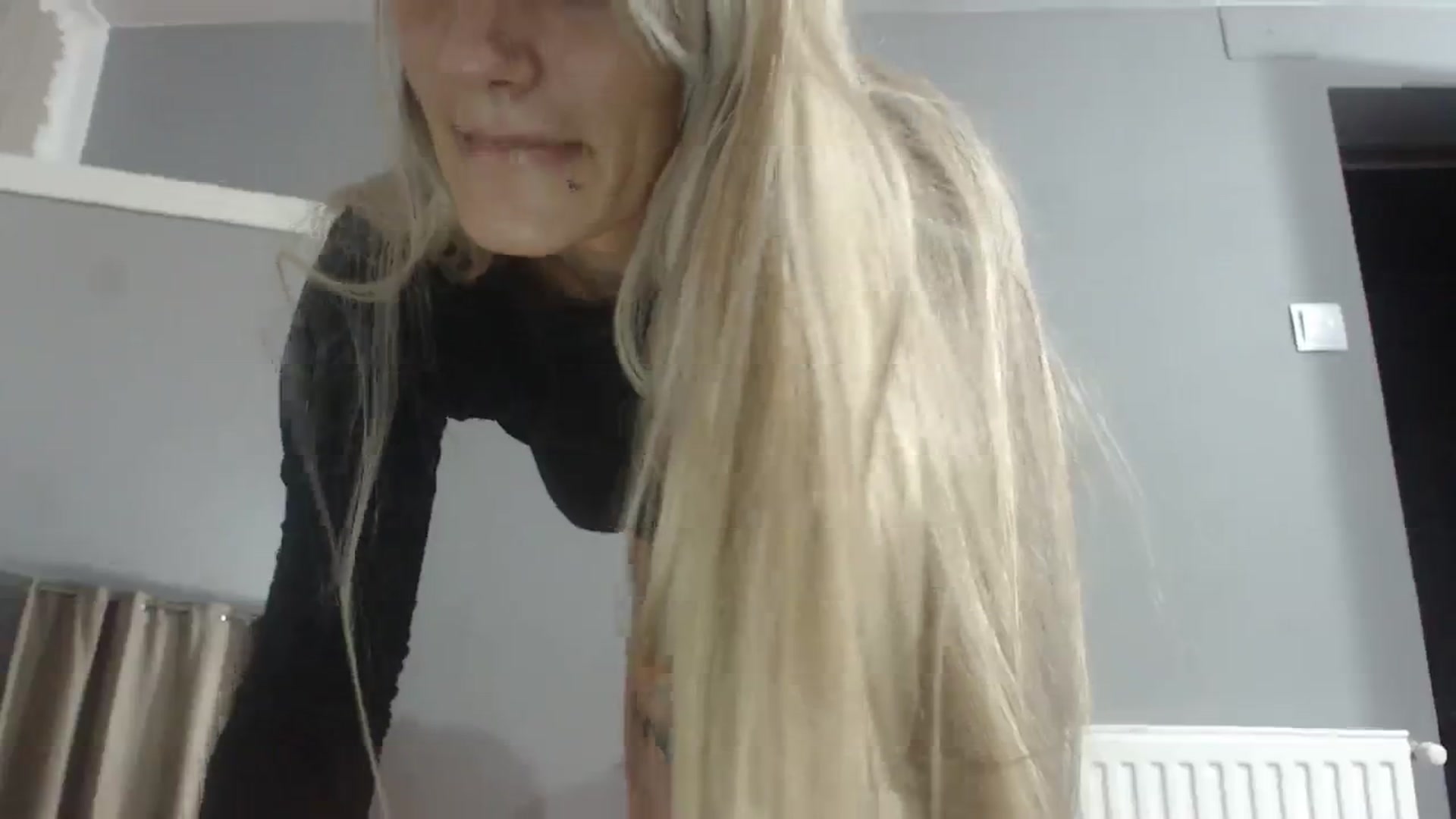Gallery image thumbnail from Barbie_Girl_'s myfreecams stream on, 09/27/2023, 18:23 image 5 of 20