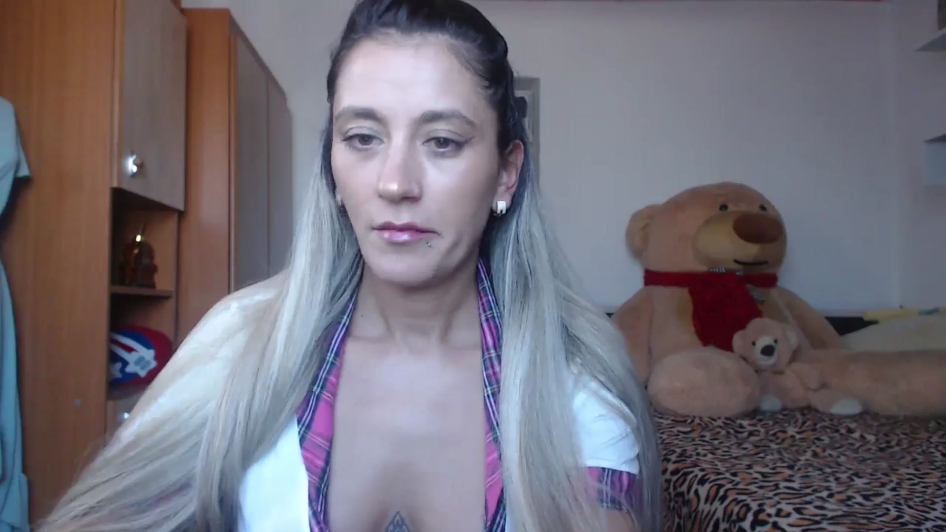 Gallery image thumbnail from Barbie_Girl_'s myfreecams stream on, 11/17/2024, 12:23 image 5 of 20