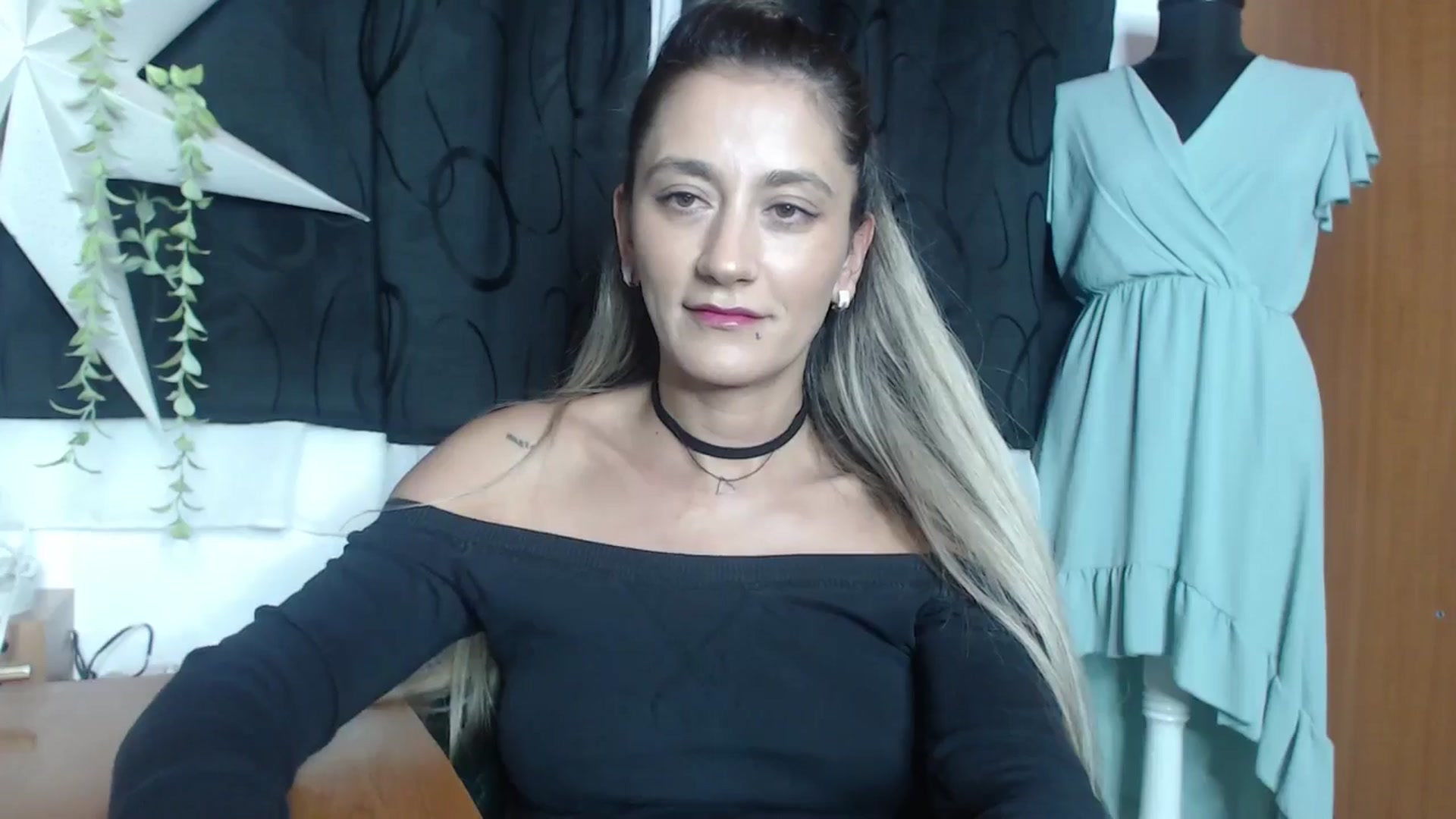 Gallery image thumbnail from Barbie_Girl_'s myfreecams stream on, 12/01/2024, 13:32 image 18 of 20
