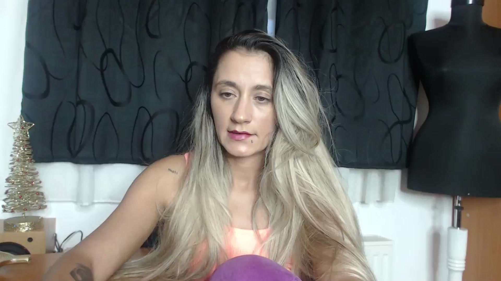 Gallery image thumbnail from Barbie_Girl_'s myfreecams stream on, 12/27/2024, 14:20 image 19 of 20