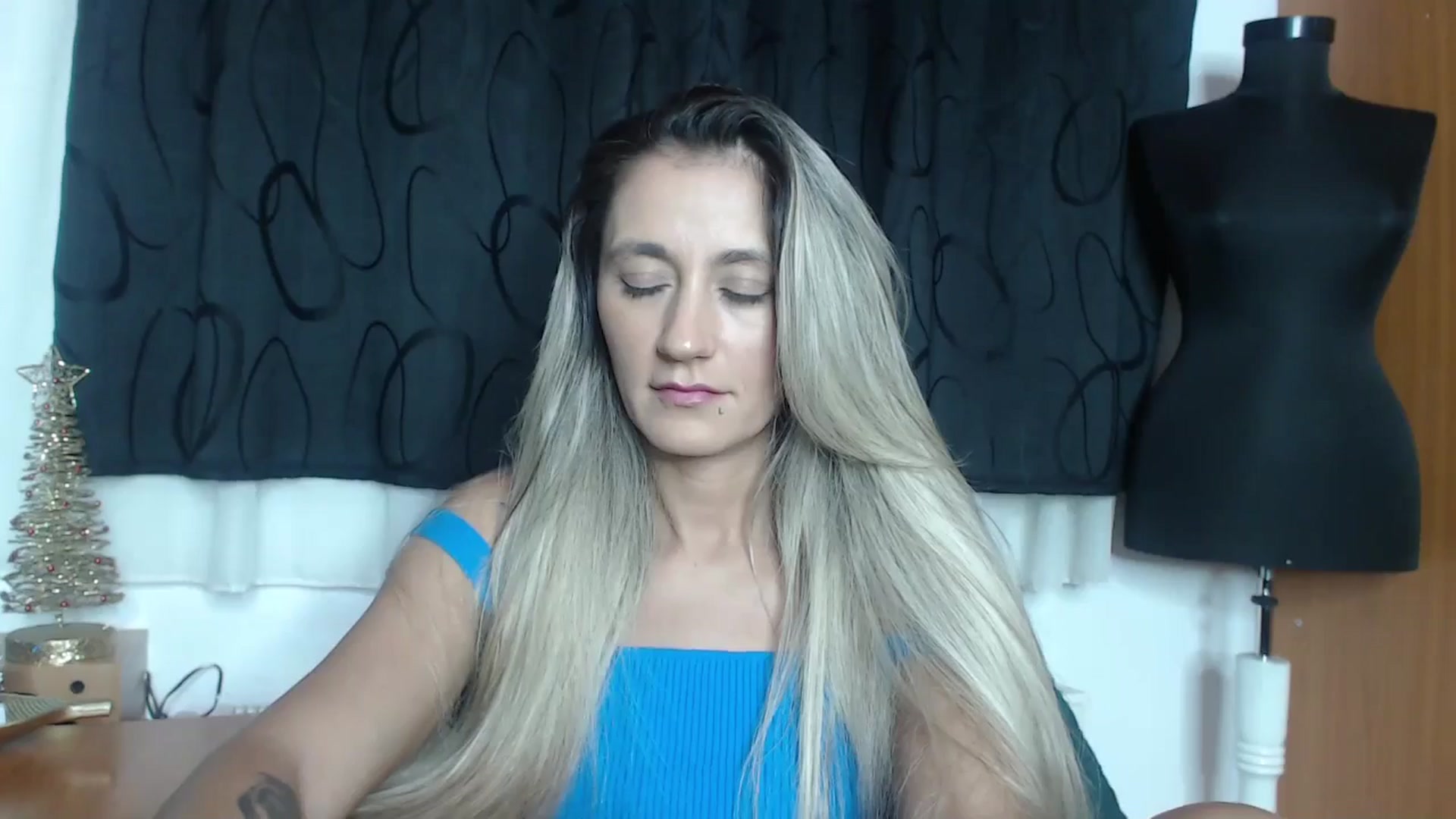 Gallery image thumbnail from Barbie_Girl_'s myfreecams stream on, 12/30/2024, 15:29 image 17 of 20