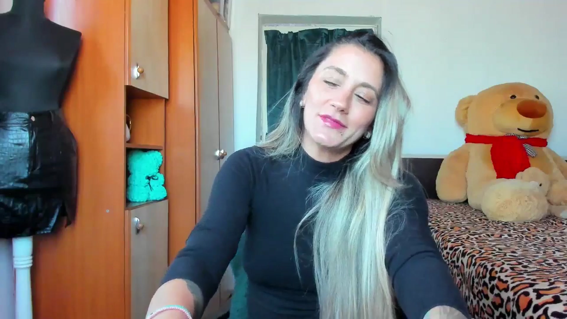Gallery image thumbnail from Barbie_Girl_'s myfreecams stream on, 03/06/2025, 14:19 image 4 of 20