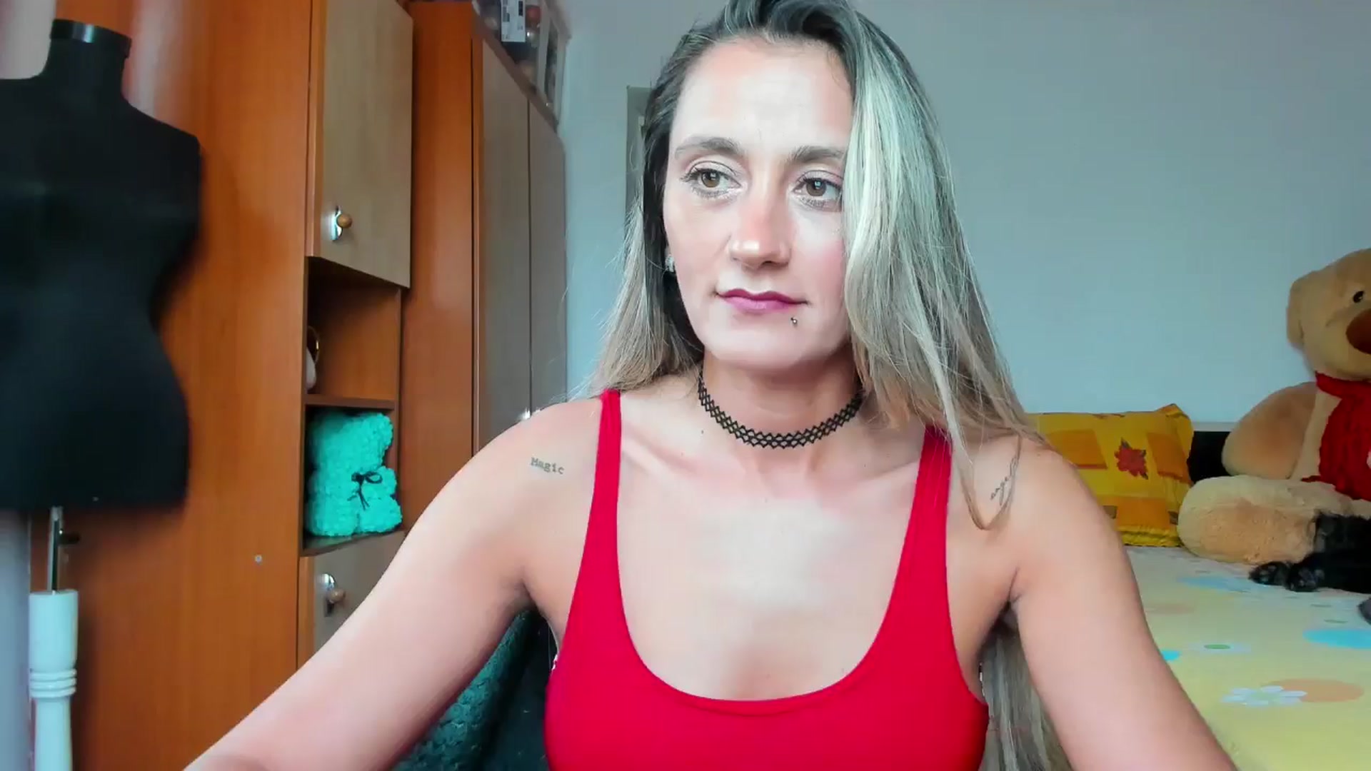 Gallery image thumbnail from Barbie_Girl_'s myfreecams stream on, 03/15/2025, 12:19 image 17 of 20