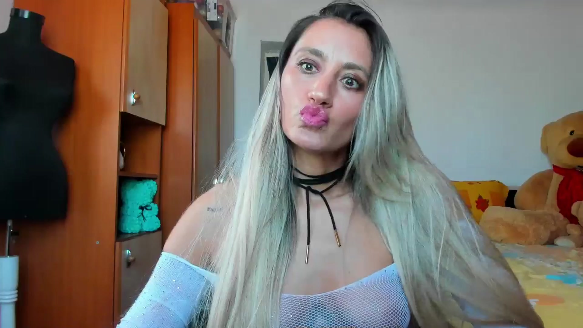 Gallery image thumbnail from Barbie_Girl_'s myfreecams stream on, 03/19/2025, 12:25 image 13 of 20