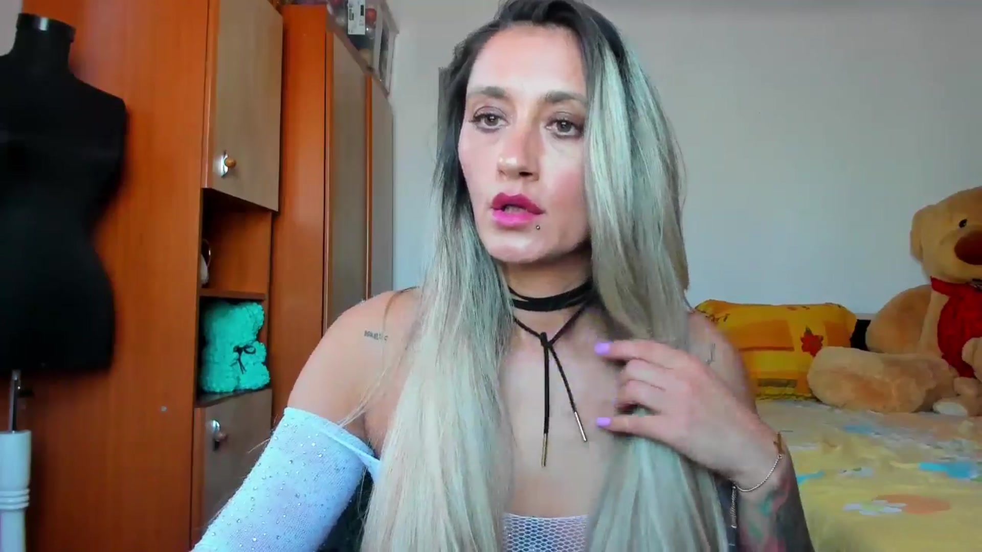 Gallery image thumbnail from Barbie_Girl_'s myfreecams stream on, 03/19/2025, 13:48 image 10 of 20