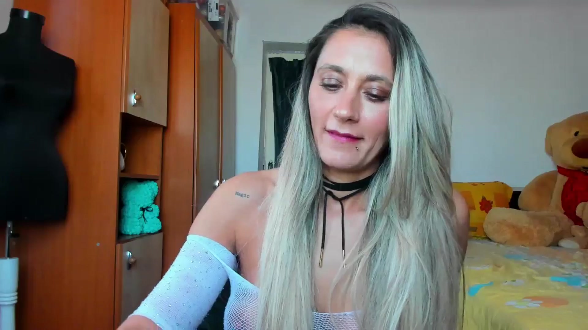 Gallery image thumbnail from Barbie_Girl_'s myfreecams stream on, 03/19/2025, 13:48 image 15 of 20