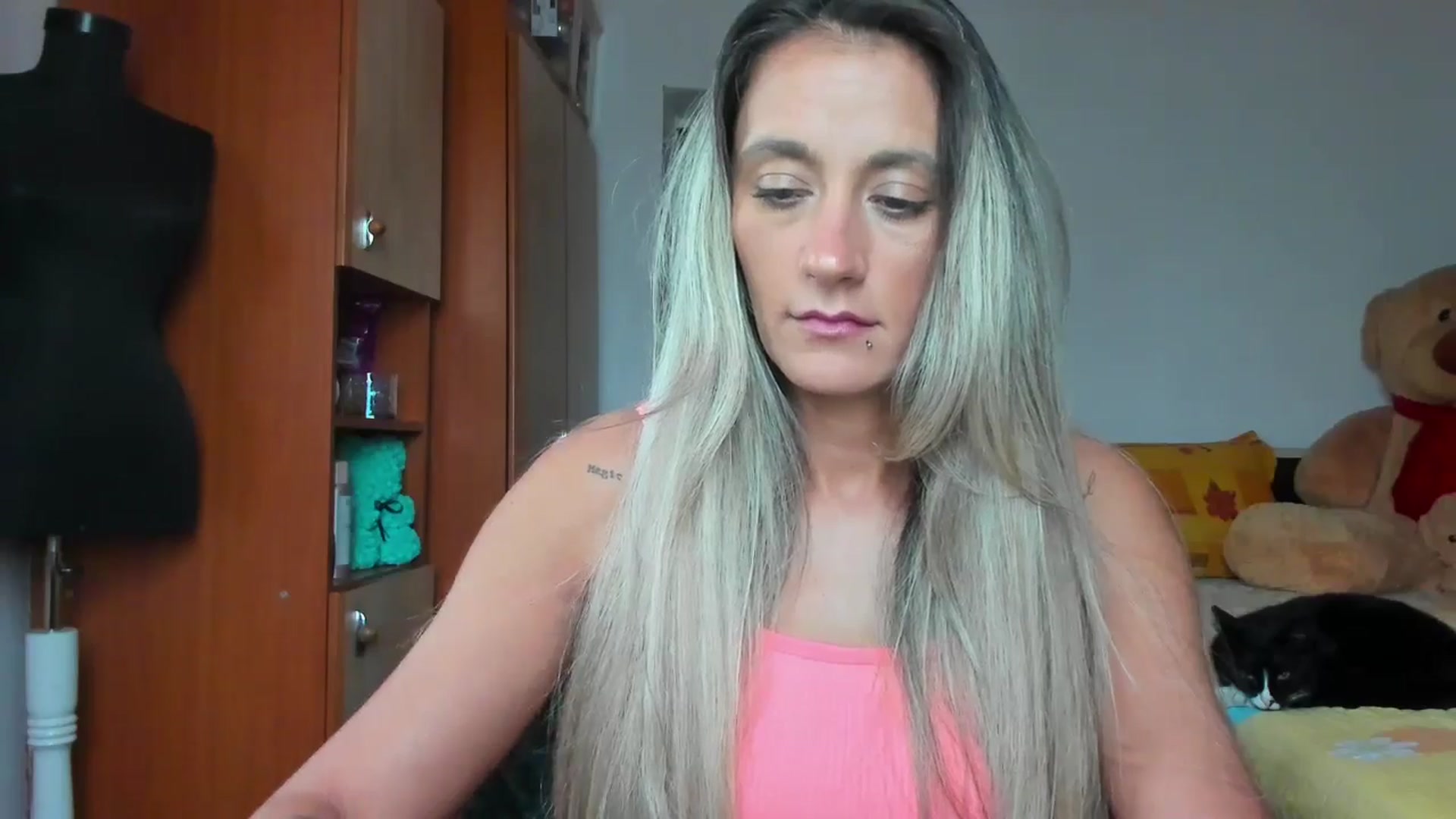 Gallery image thumbnail from Barbie_Girl_'s myfreecams stream on, 03/29/2025, 14:17 image 10 of 20