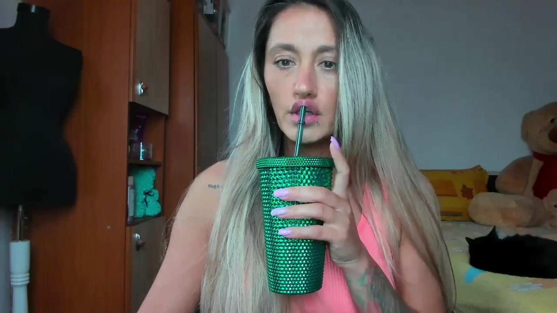 Gallery image thumbnail from Barbie_Girl_'s myfreecams stream on, 03/29/2025, 14:17 image 14 of 20