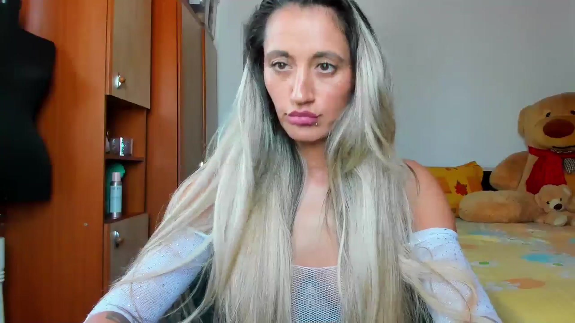 Gallery image thumbnail from Barbie_Girl_'s myfreecams stream on, 04/05/2025, 12:21 image 7 of 20