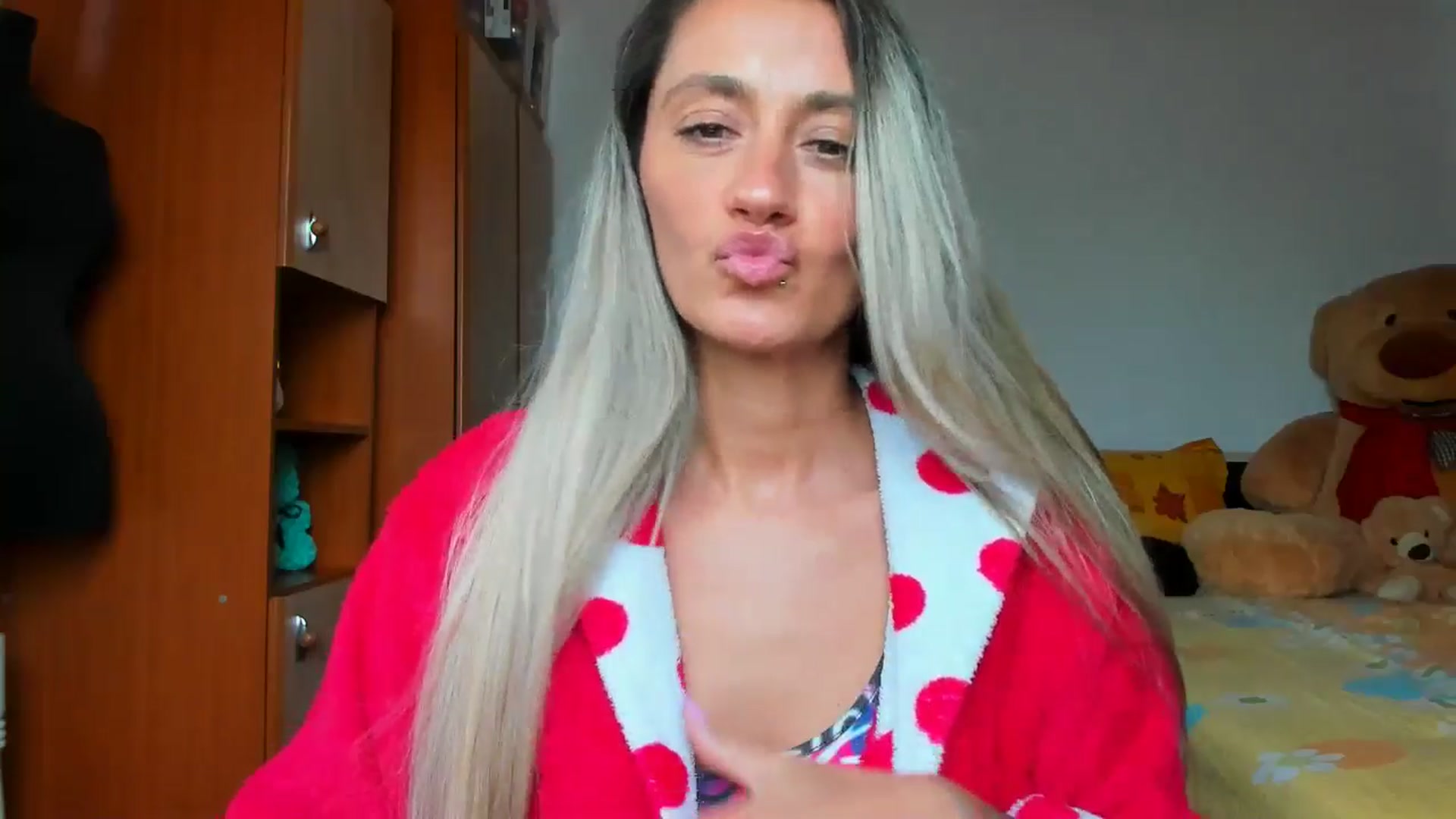 Gallery image thumbnail from Barbie_Girl_'s myfreecams stream on, 04/14/2025, 14:08 image 15 of 20