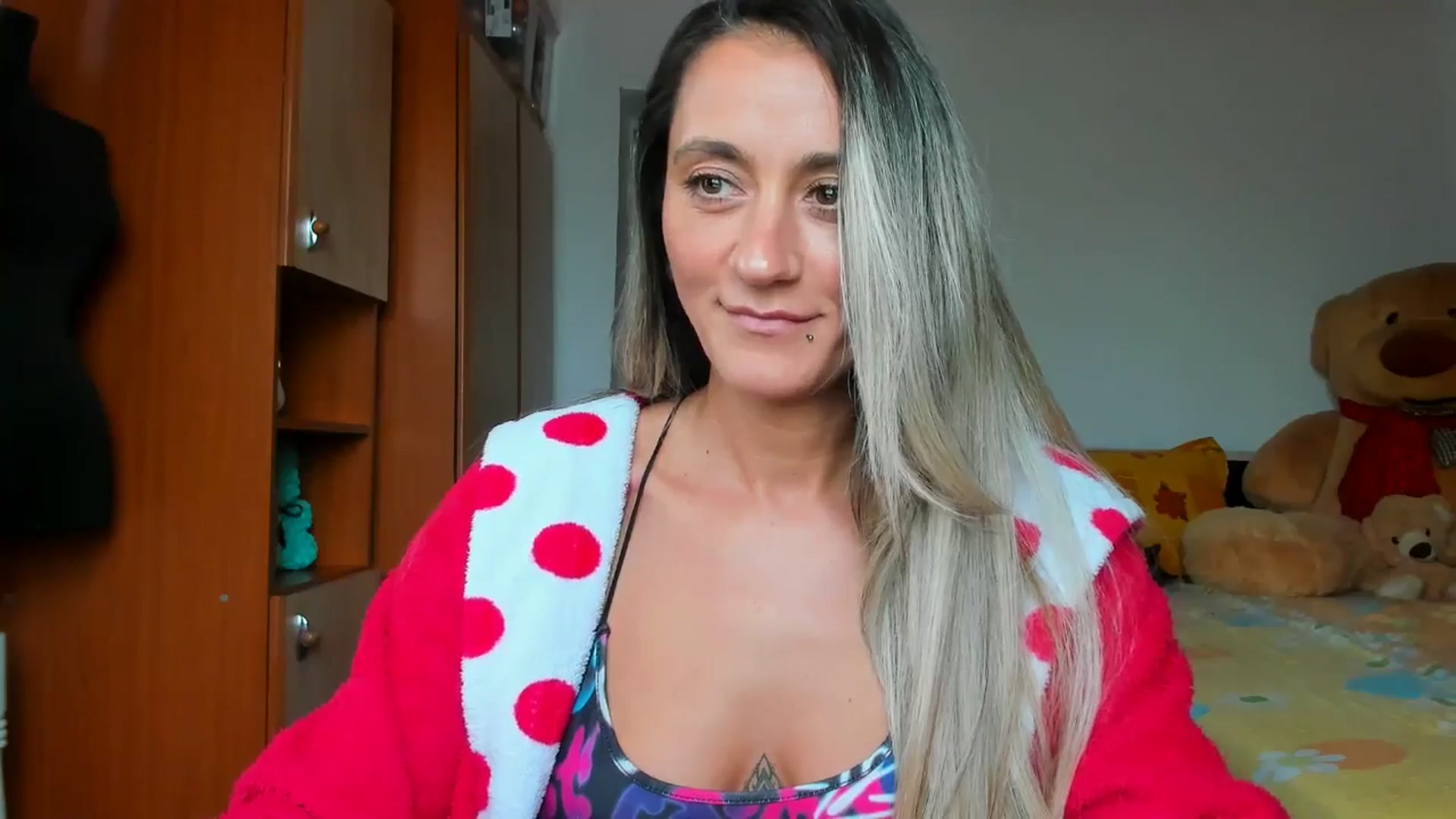 Gallery image thumbnail from Barbie_Girl_'s myfreecams stream on, 04/14/2025, 14:08 image 20 of 20