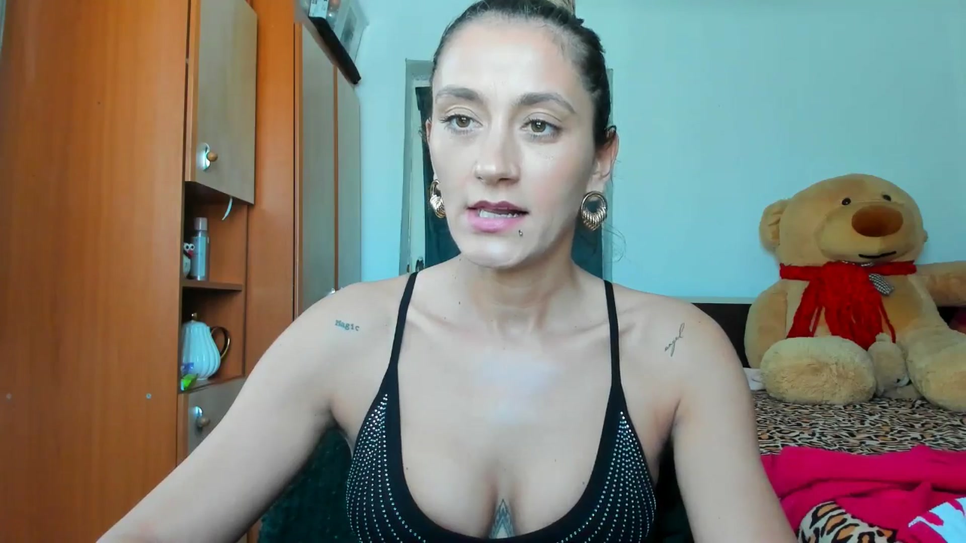 Gallery image thumbnail from Barbie_Girl_'s myfreecams stream on, 04/21/2025, 12:58 image 18 of 20