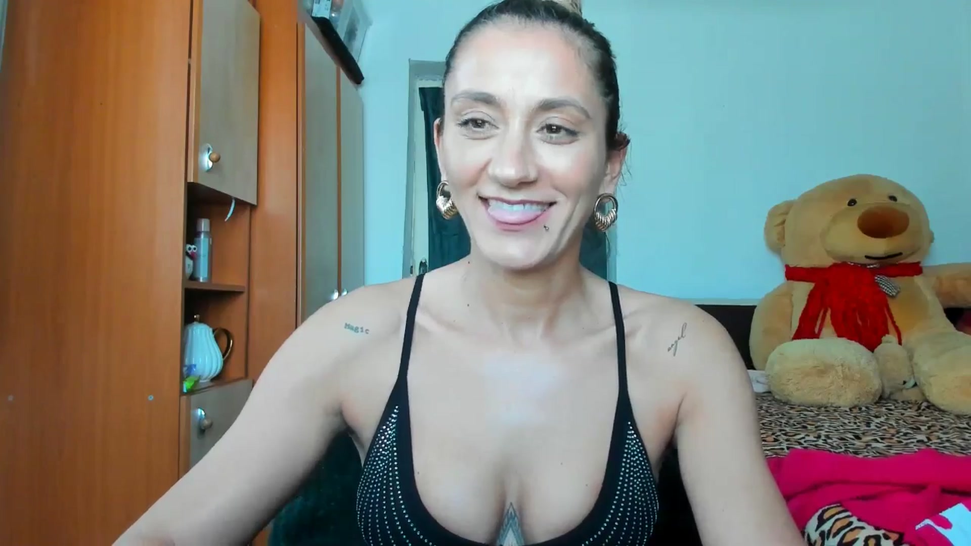 Gallery image thumbnail from Barbie_Girl_'s myfreecams stream on, 04/21/2025, 13:38 image 15 of 20